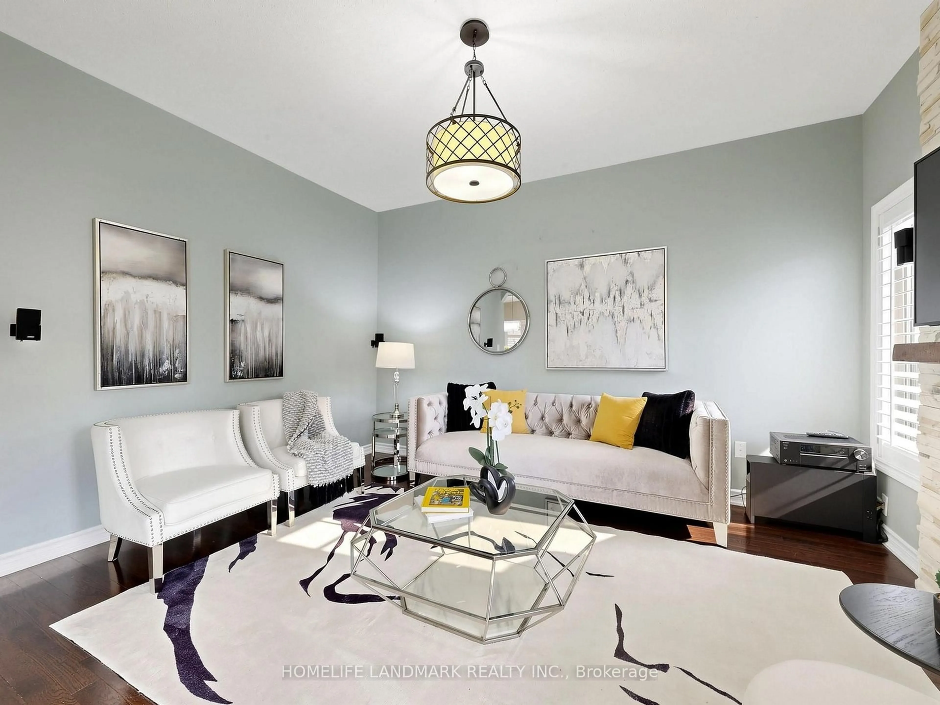 Living room with furniture, unknown for 84 Lewis Honey Dr, Aurora Ontario L4G 0J3