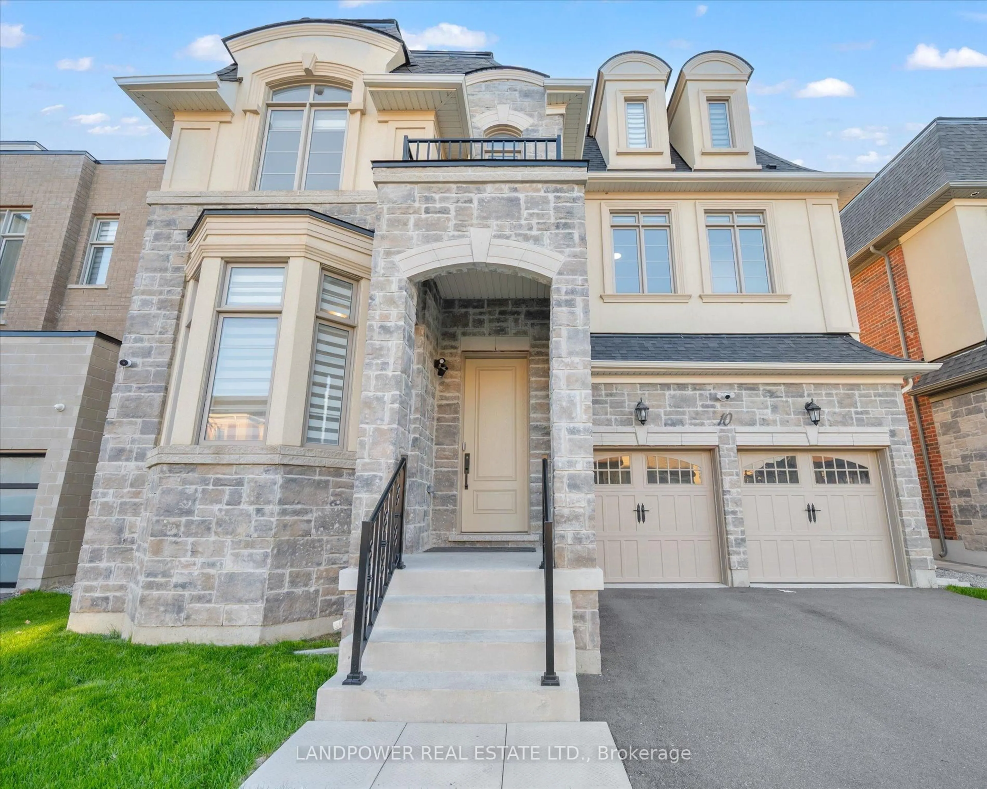 Home with brick exterior material, street for 10 Solar St, Richmond Hill Ontario L4C 4Z1