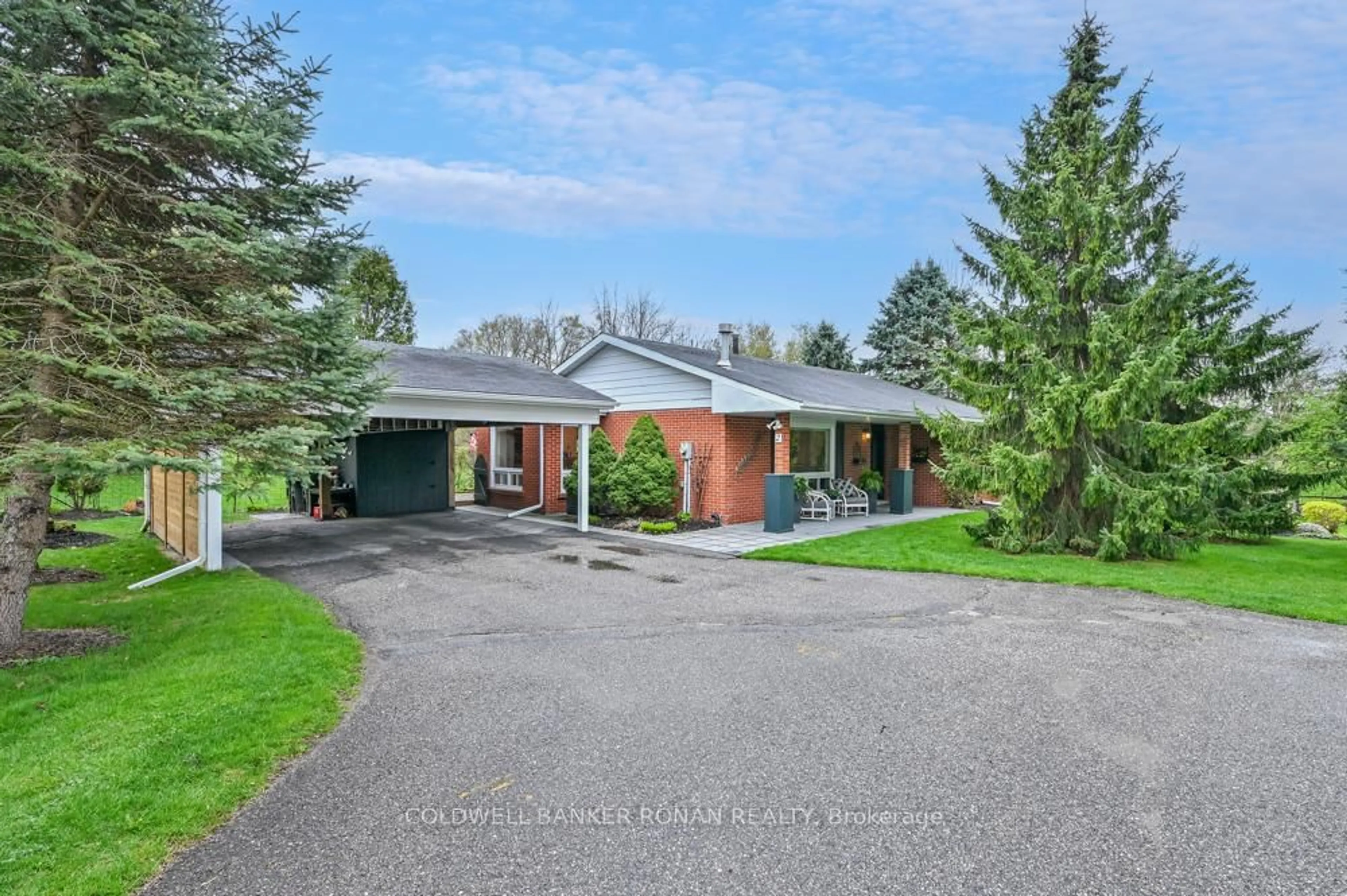 A pic from outside/outdoor area/front of a property/back of a property/a pic from drone, street for 2 Ryans Lane, New Tecumseth Ontario L0G 1W0