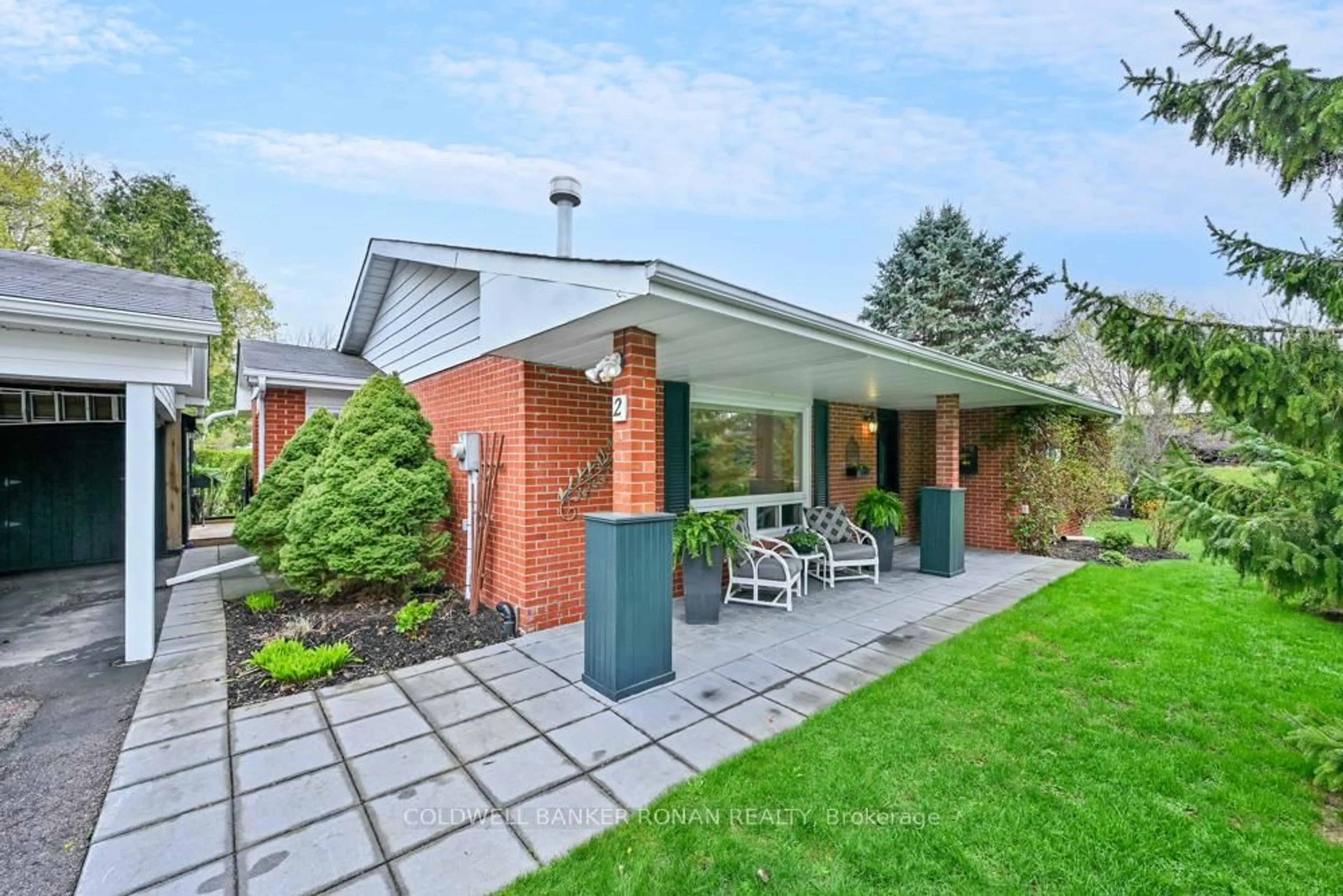 Home with brick exterior material, street for 2 Ryans Lane, New Tecumseth Ontario L0G 1W0