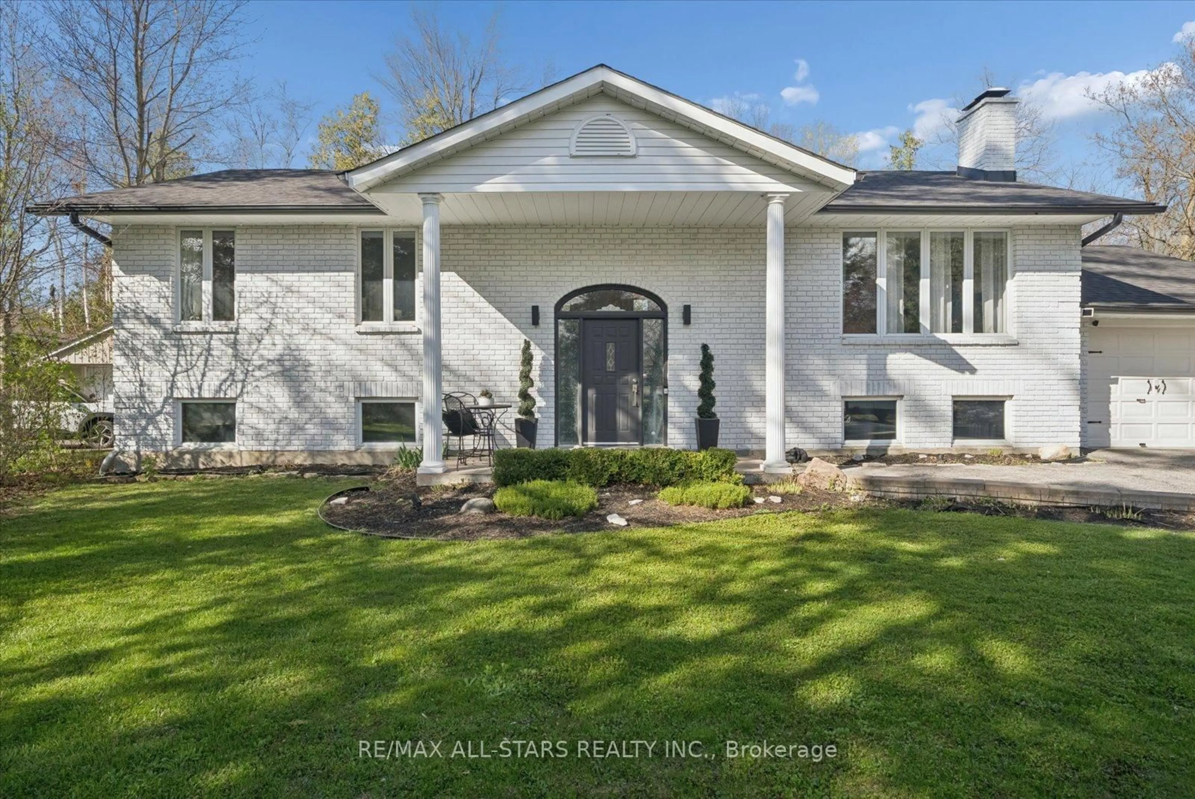 Unknown for 127 Pinecrest Rd, Georgina Ontario L0E 1N0