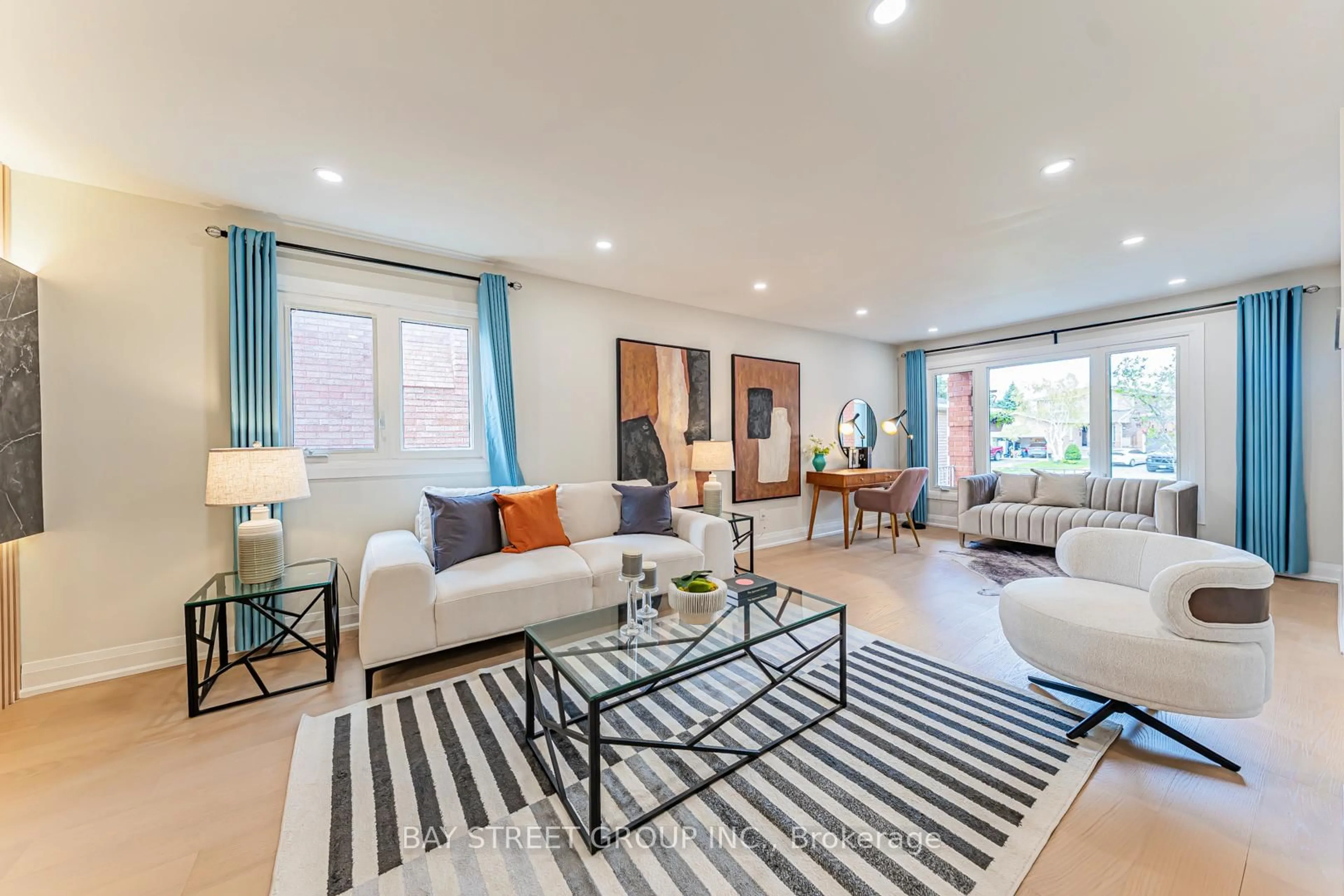 Living room with furniture, unknown for 146 Cabinet Cres, Vaughan Ontario L4L 6E5