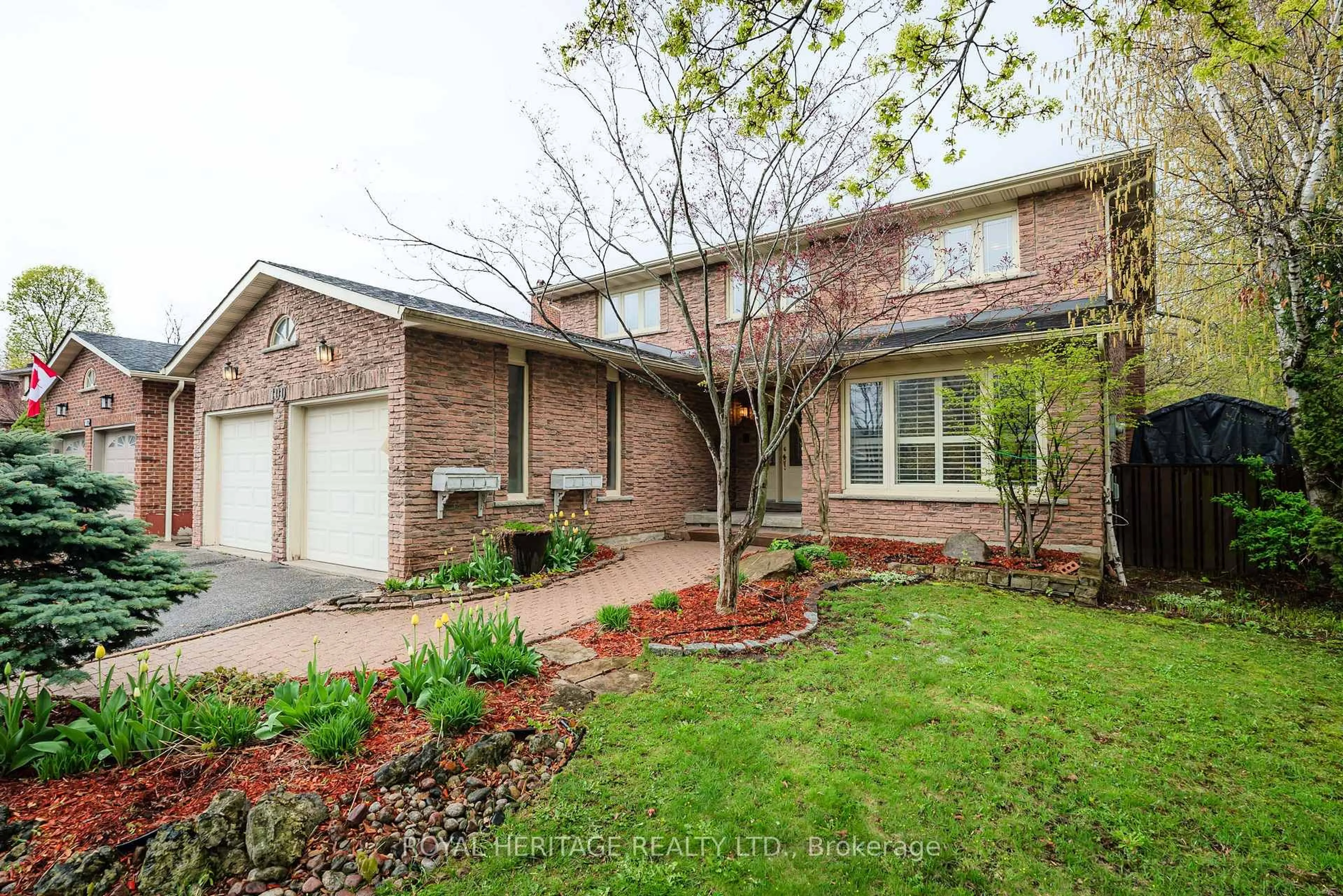 Home with brick exterior material, street for 100 Squire Bakers Lane, Markham Ontario L3P 3H2