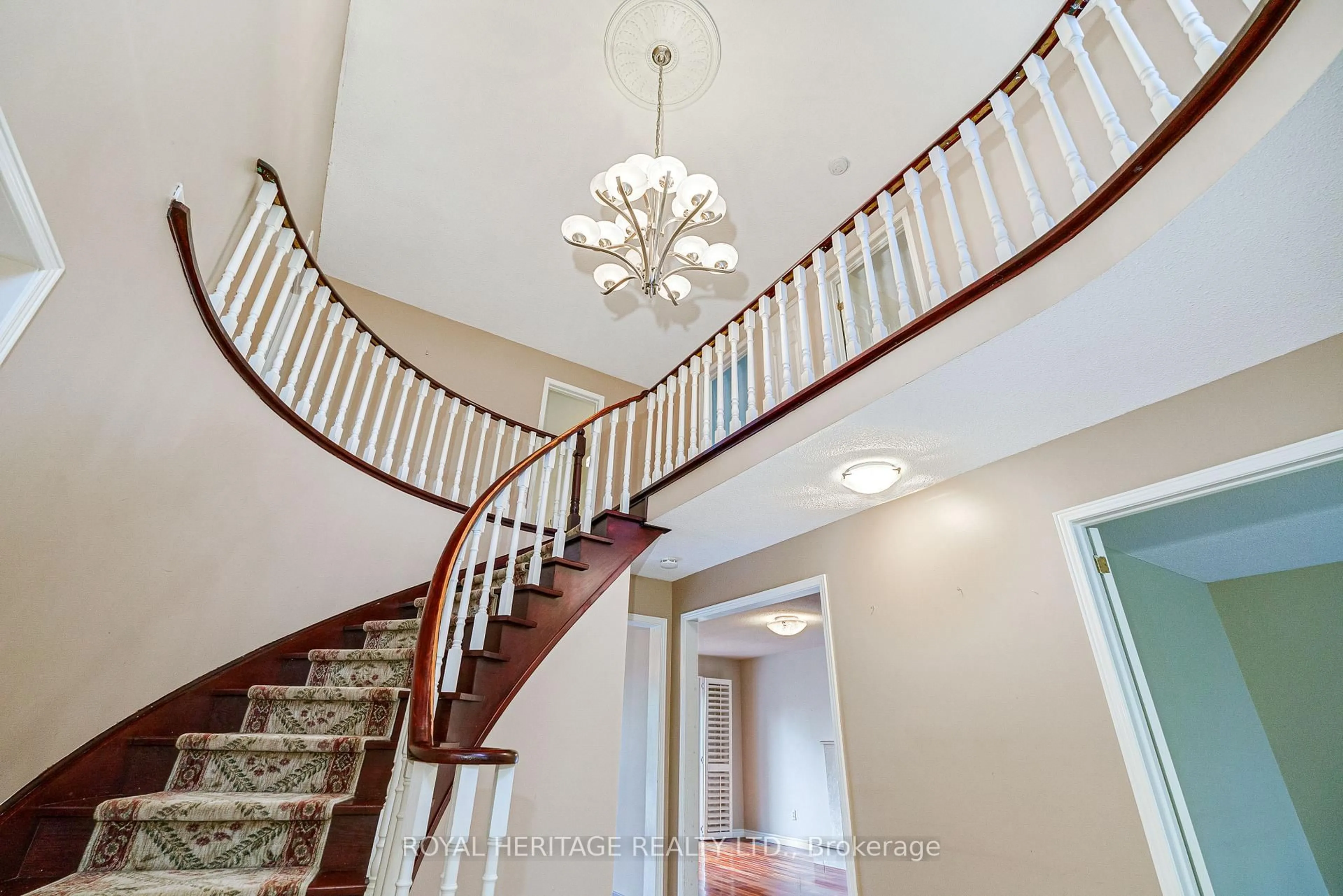Stairs for 100 Squire Bakers Lane, Markham Ontario L3P 3H2
