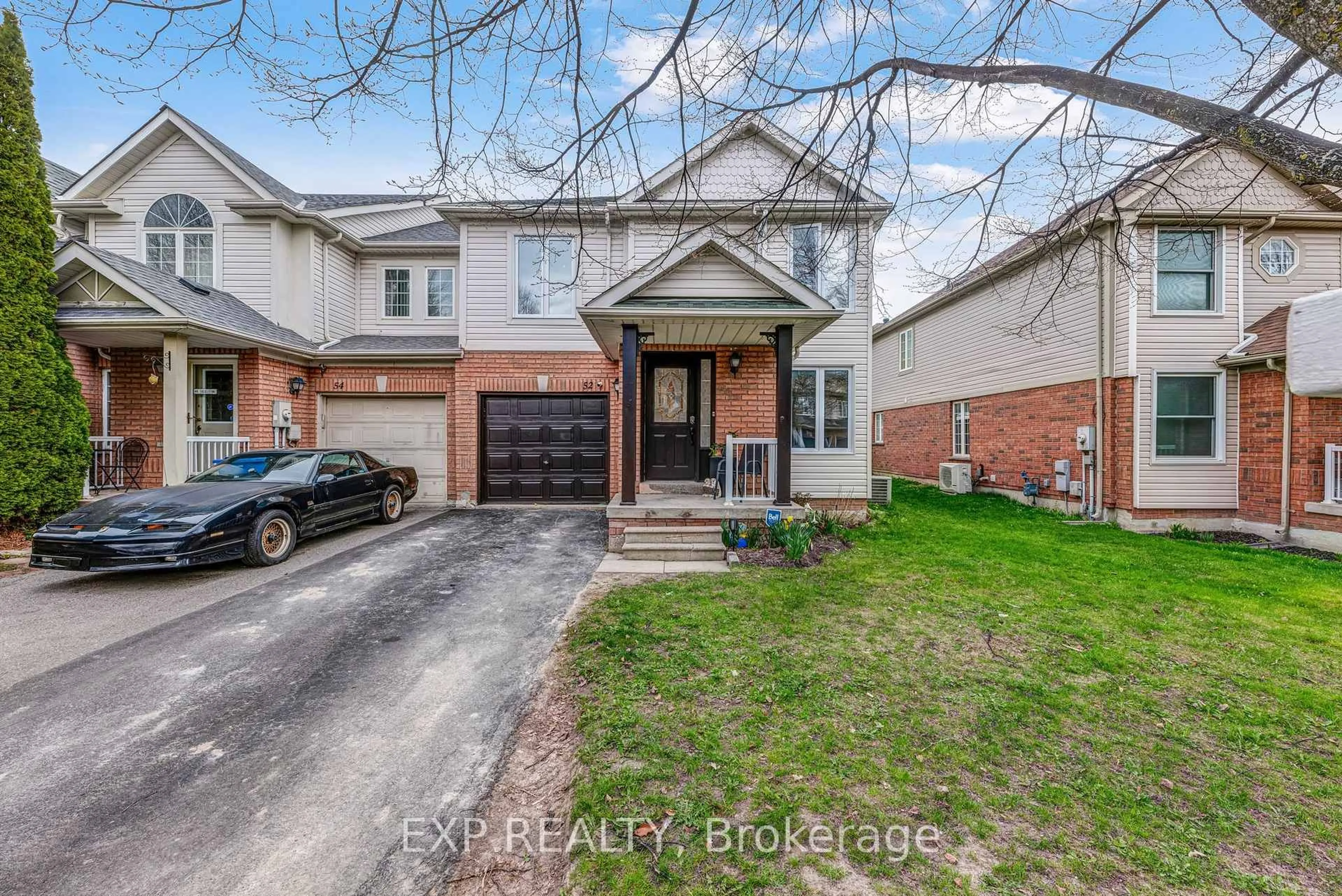Home with brick exterior material, street for 52 Glasgow Cres, Georgina Ontario L4P 4B3