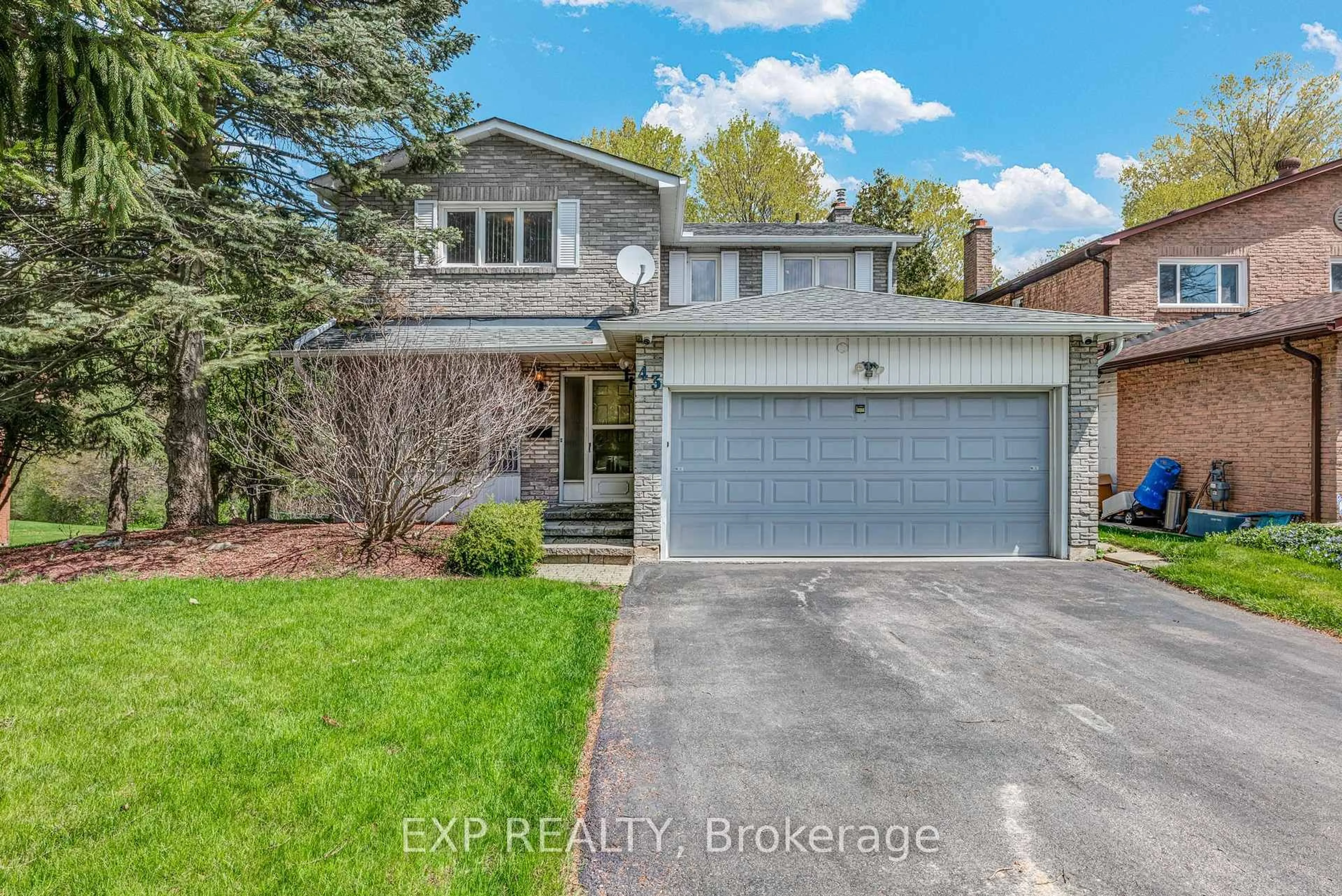 Home with brick exterior material, street for 43 Abraham Ave, Markham Ontario L3T 5G7