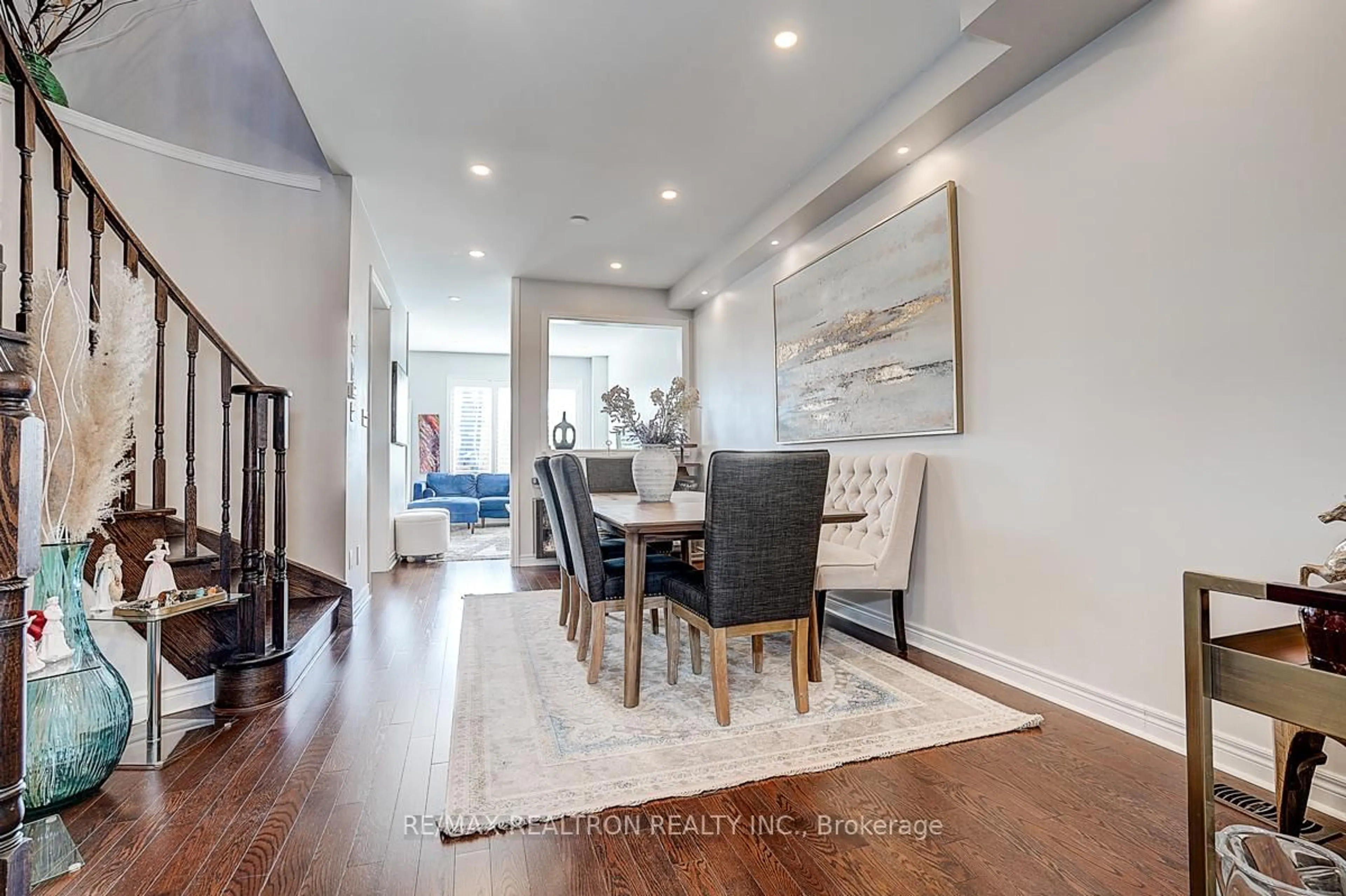 Living room with furniture, unknown for 89 Walter Sinclair Crt, Richmond Hill Ontario L4E 0X5