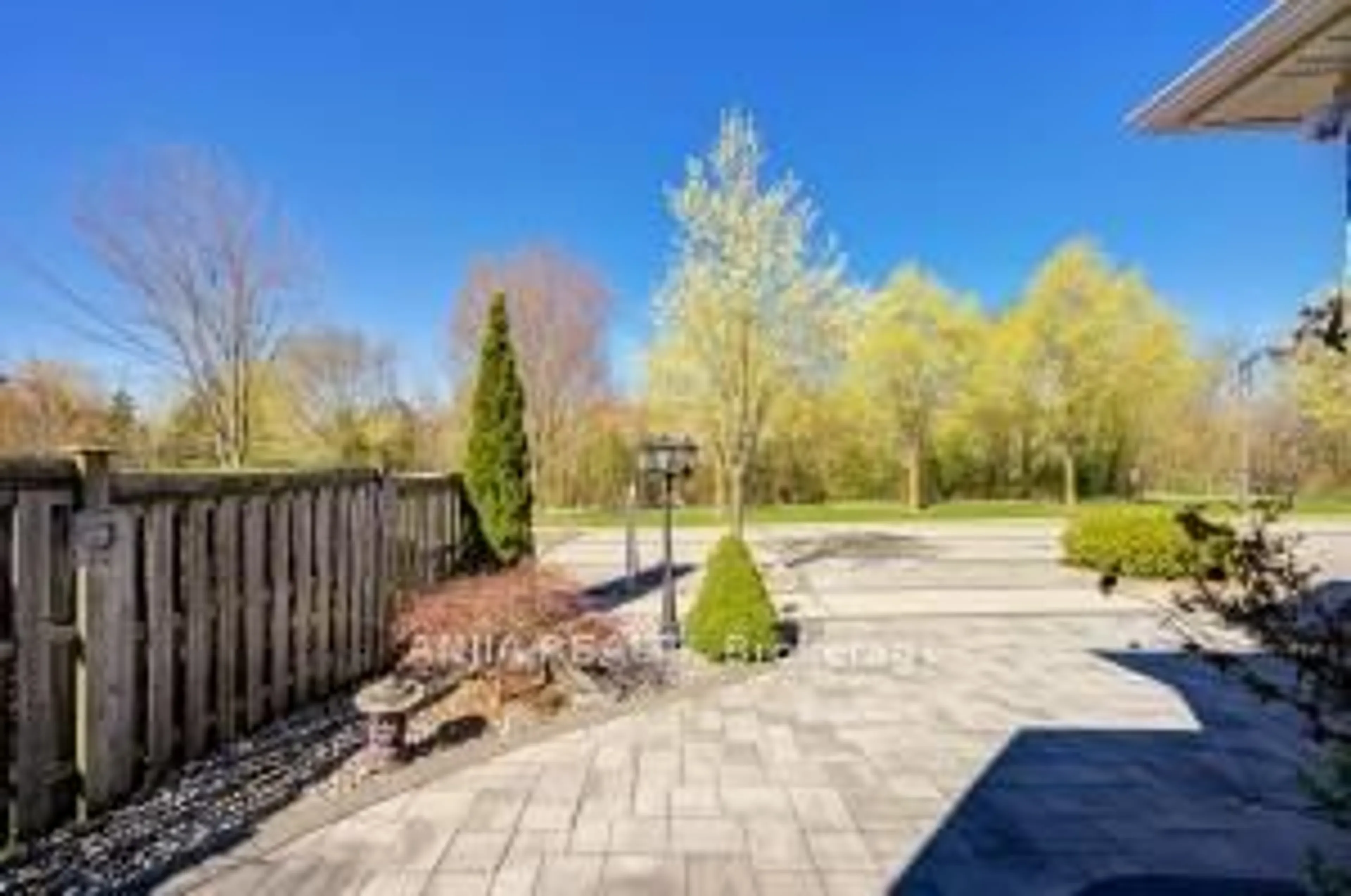Patio, unknown for 78 Hollylane Dr, Markham Ontario L6C 2J8