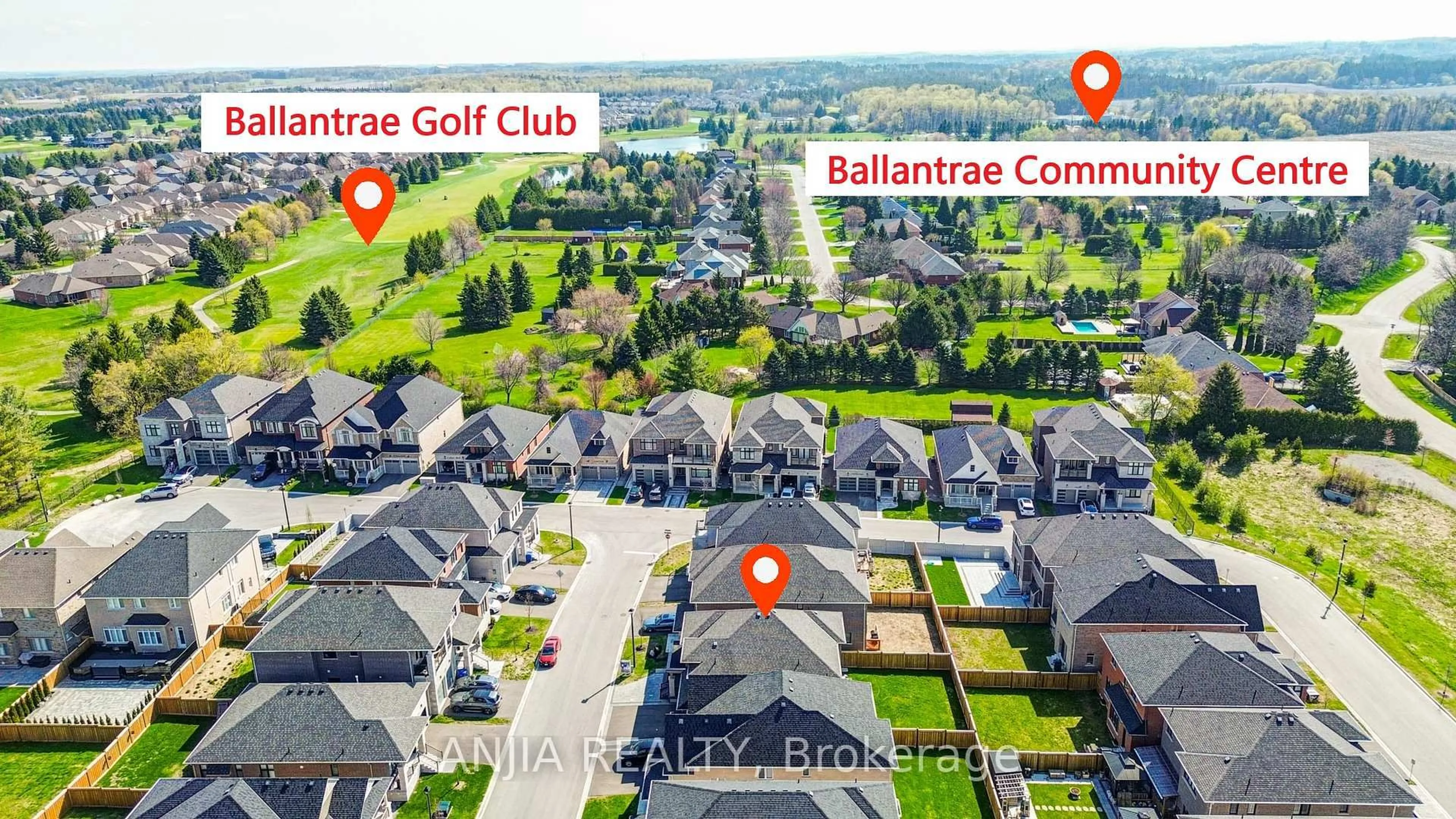A pic from outside/outdoor area/front of a property/back of a property/a pic from drone, city buildings view from balcony for 23 Hearthwood Gate, Whitchurch-Stouffville Ontario L4A 4X1