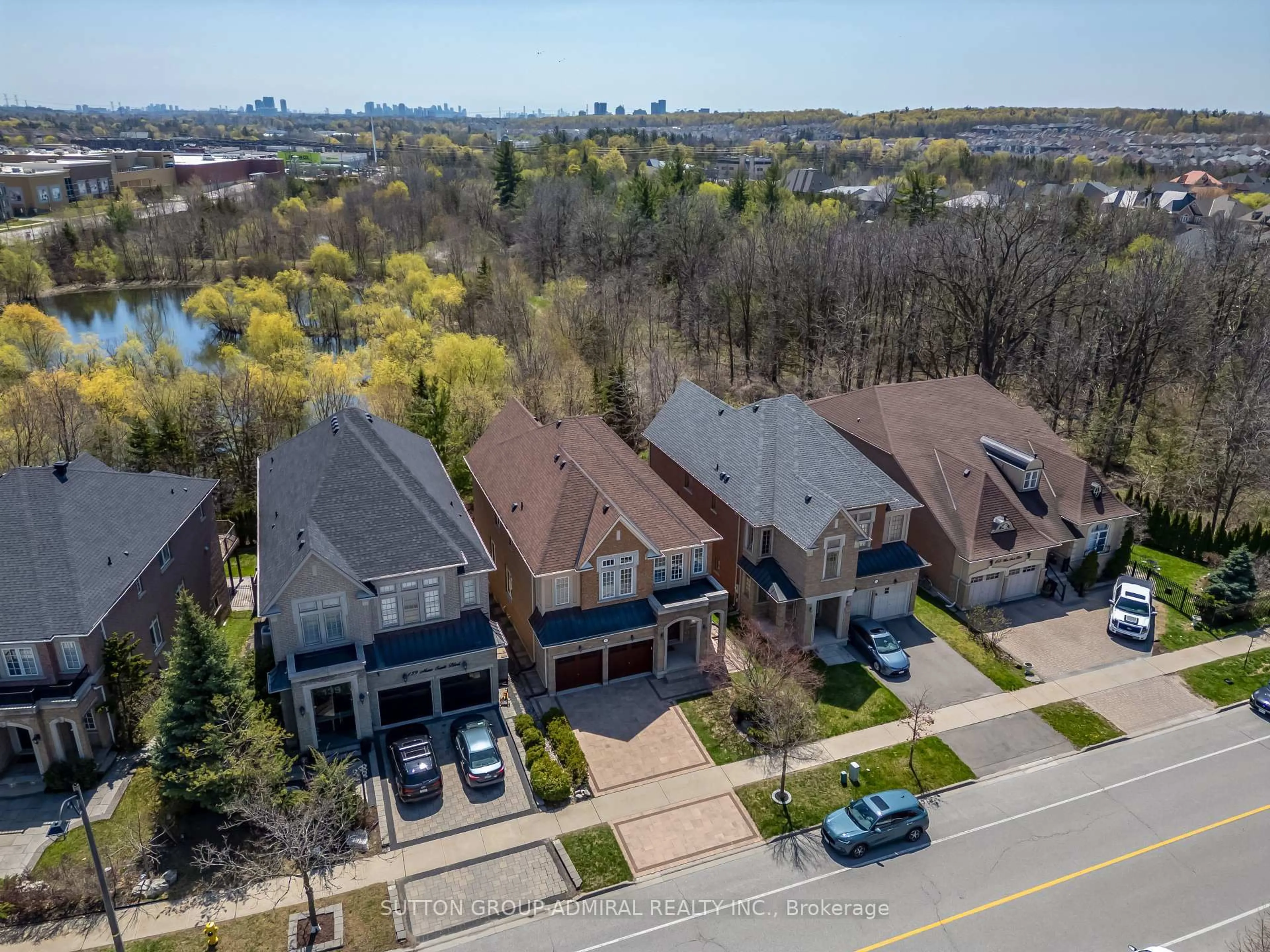 A pic from outside/outdoor area/front of a property/back of a property/a pic from drone, street for 143 Marc Santi Blvd, Vaughan Ontario L6A 0K7
