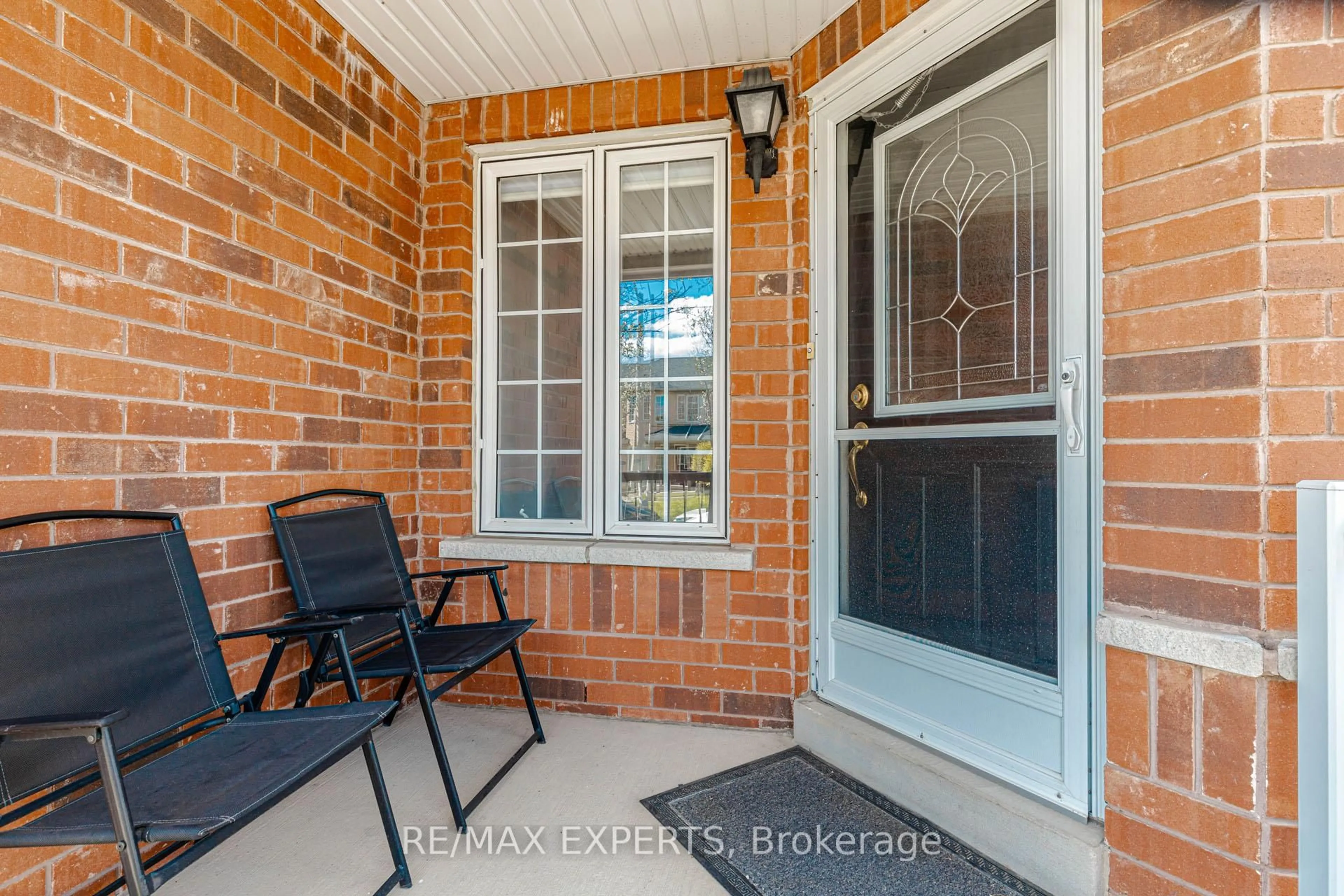 Unknown for 131 Legnano Cres, Vaughan Ontario L4H 2B6