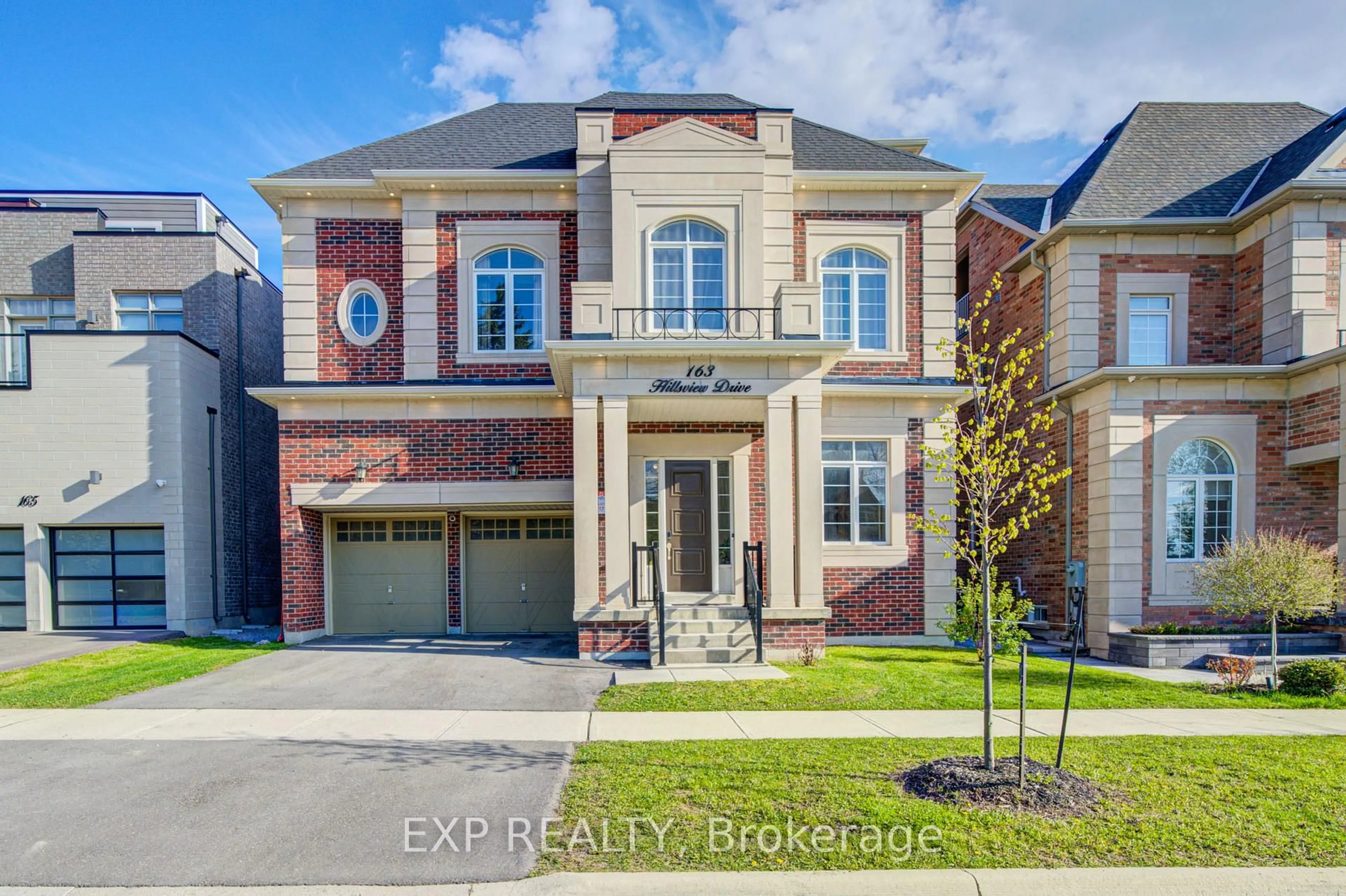 Home with brick exterior material, street for 163 Hillsview Dr, Richmond Hill Ontario L4C 2R4