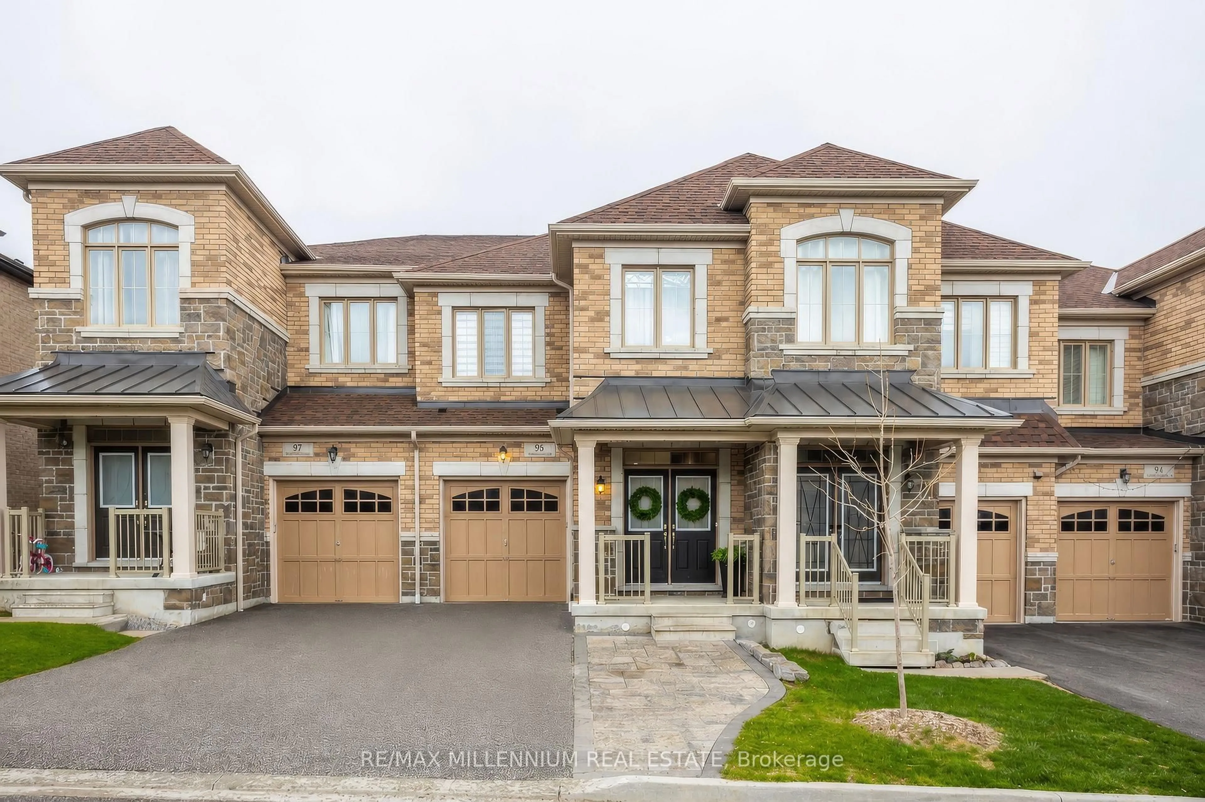Home with brick exterior material, street for 95 Wesmina Ave, Whitchurch-Stouffville Ontario L4A 4W5