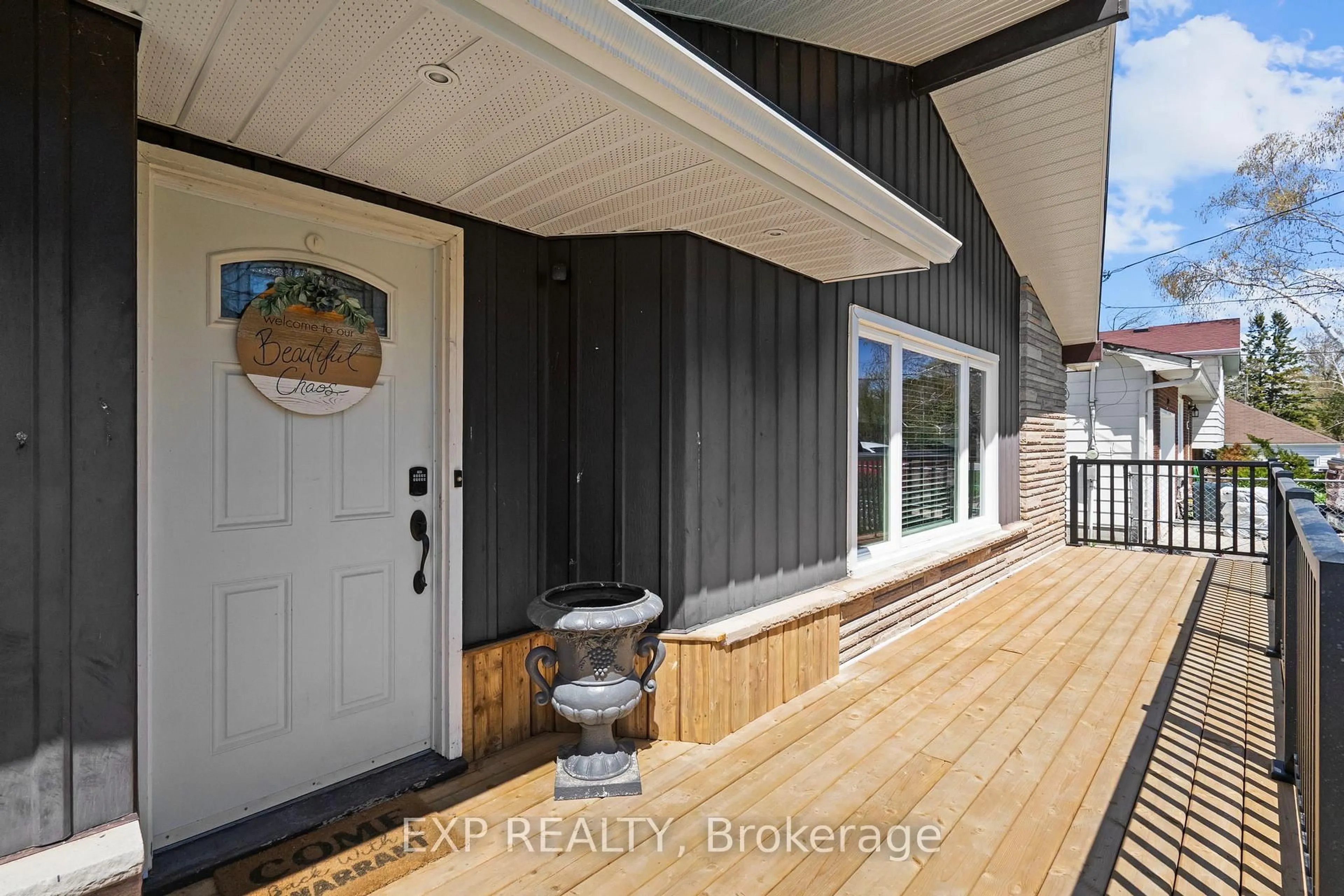 Indoor entryway for 386 May St, Brock Ontario L0K 1A0