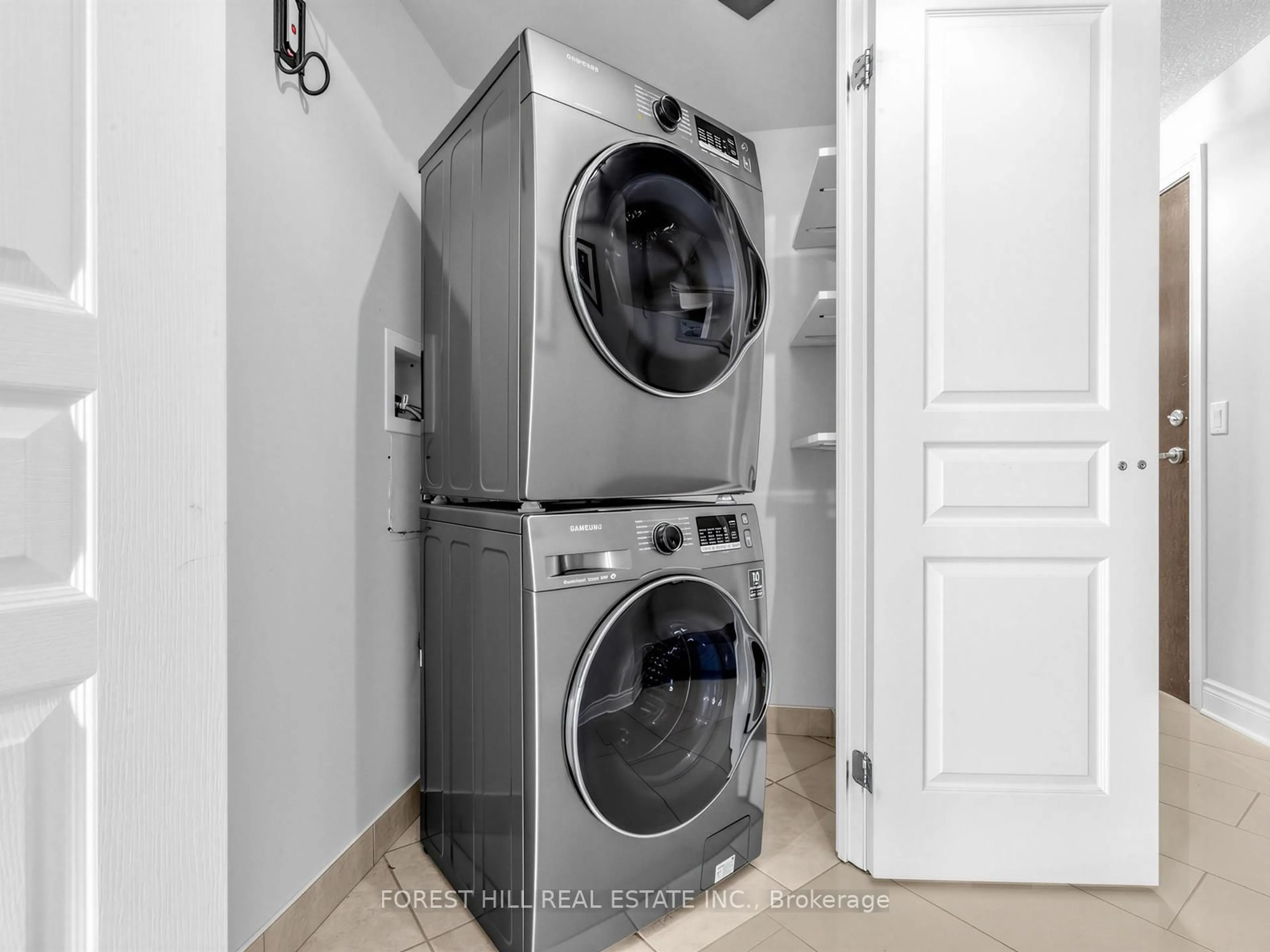 Laundry room for 7 North Park Rd #511, Vaughan Ontario L4J 0C9
