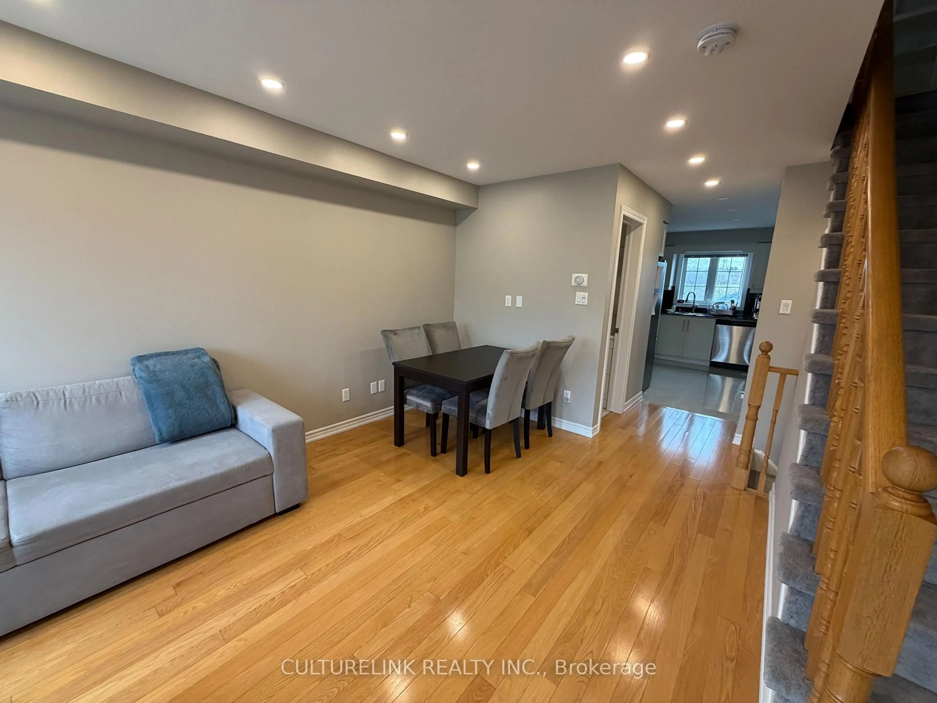 A pic of a room for 345 Caboto Tr, Markham Ontario L3R 5G6