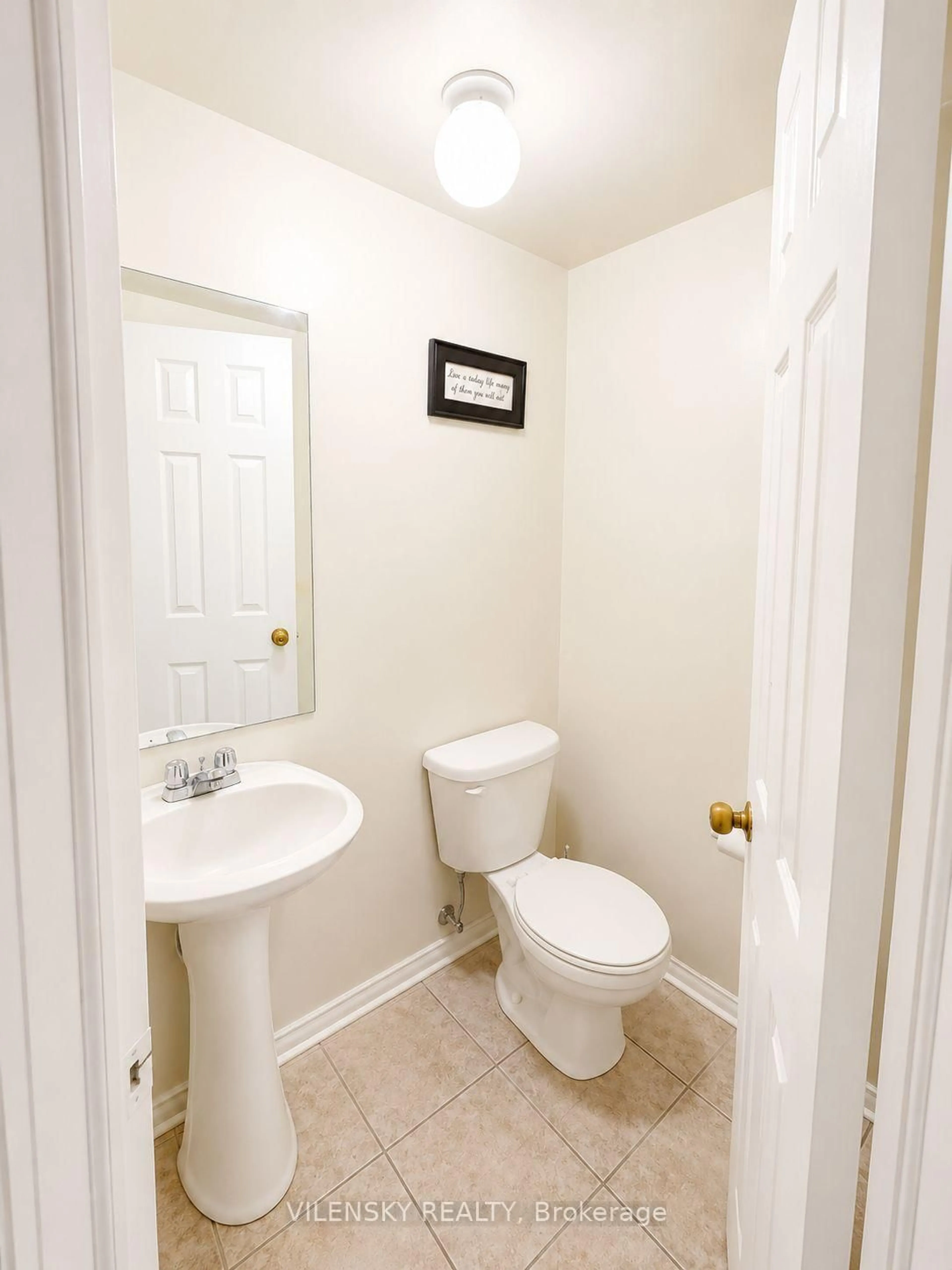 Standard bathroom, unknown for 77 Billingsley Cres, Markham Ontario L3S 4P2