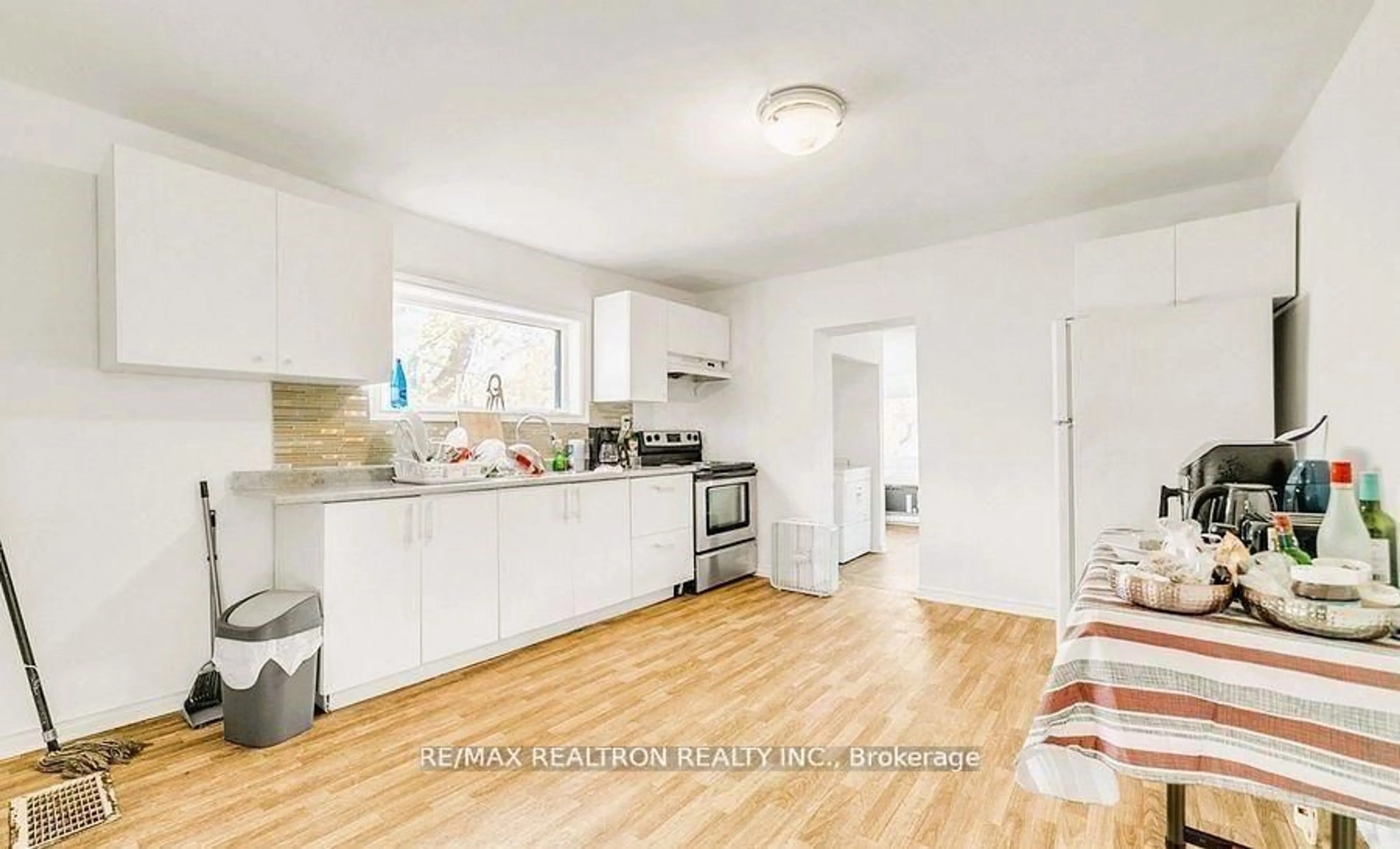 Unknown for 16958 Bayview Ave, Newmarket Ontario L3Y 6M5