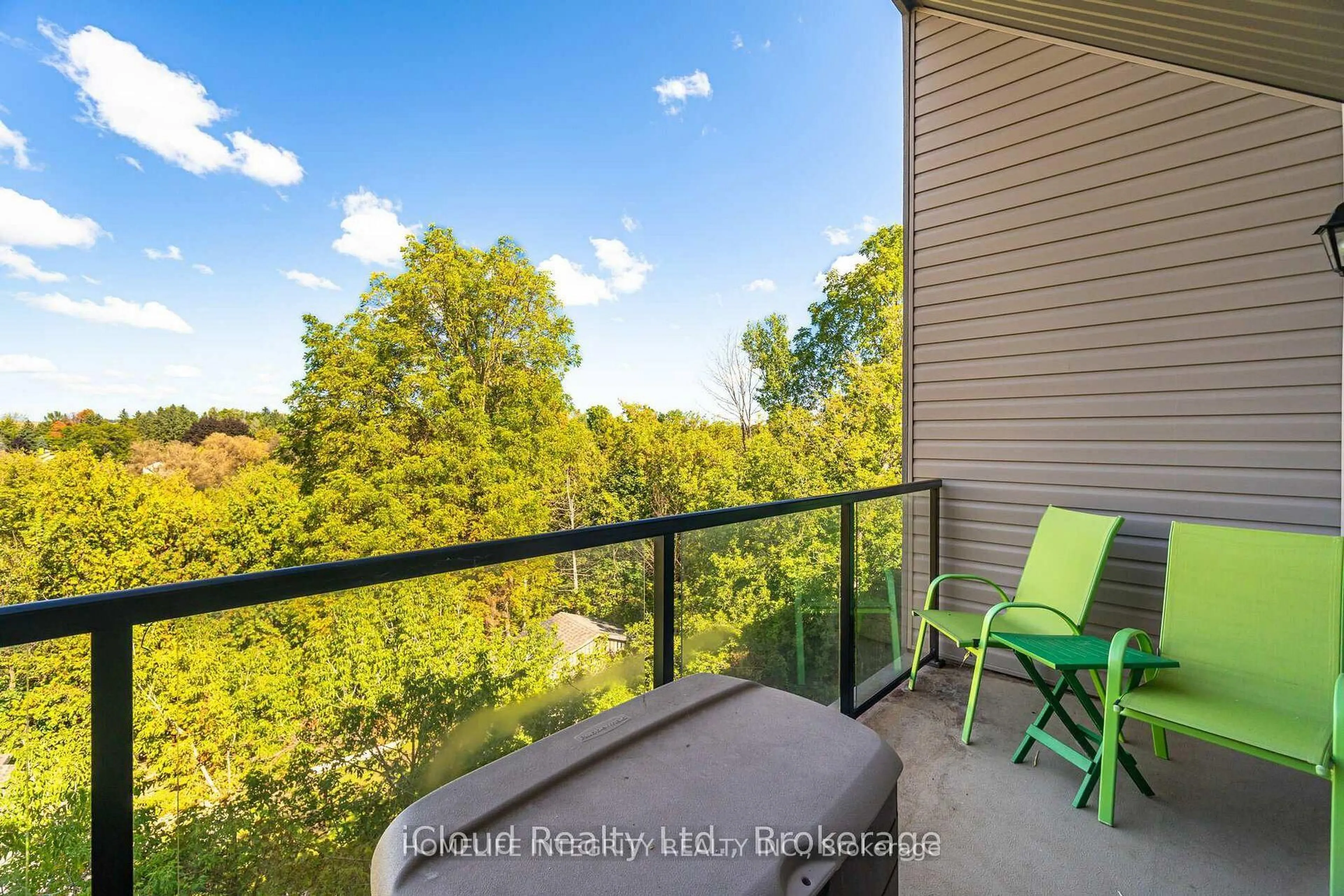 Balcony in the apartment, water/lake/river/ocean view for 69 Boyne St #402, New Tecumseth Ontario L9R 0N5