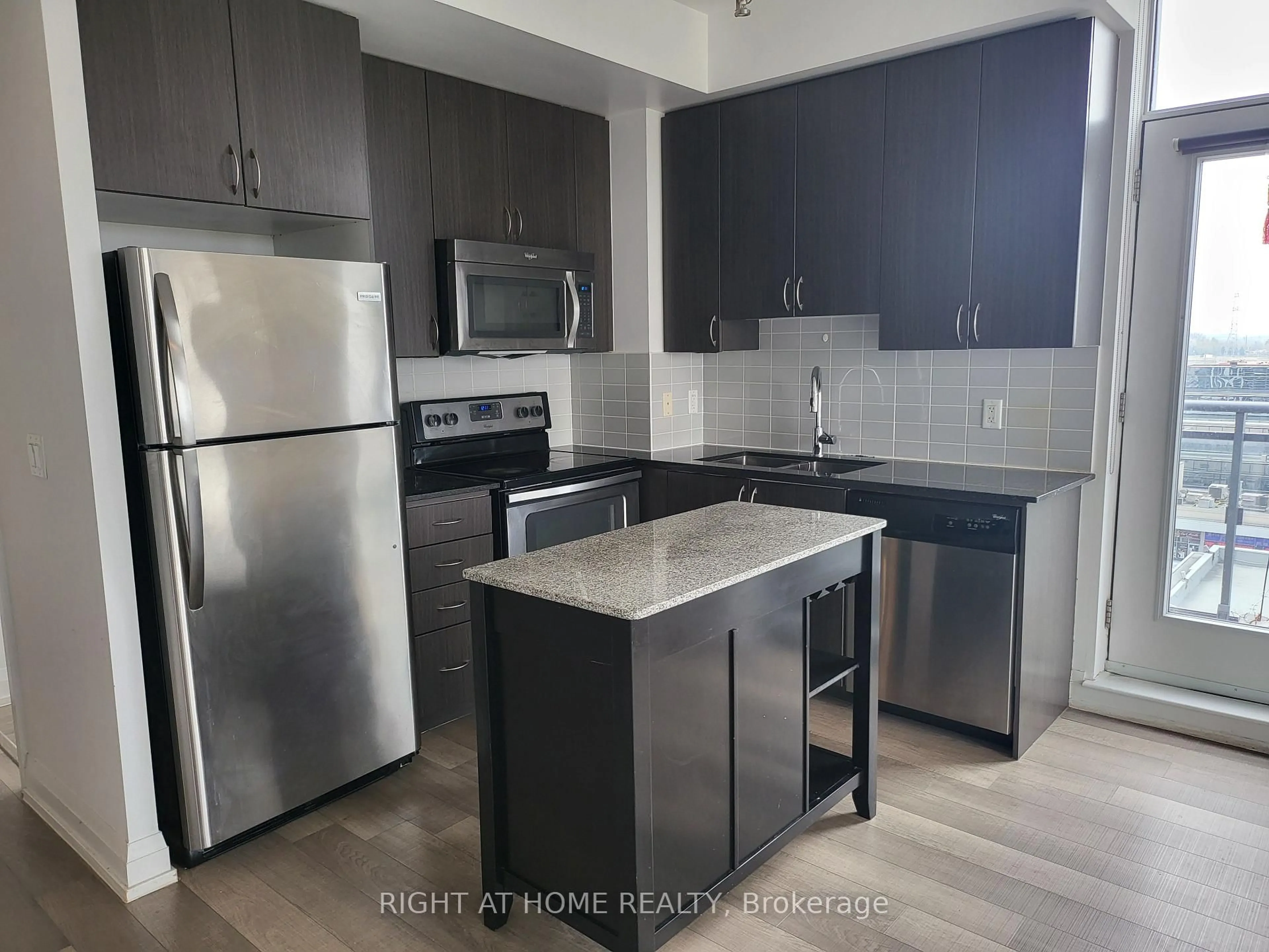 Unknown for 370 Highway 7 #1021, Richmond Hill Ontario L4B 0C4