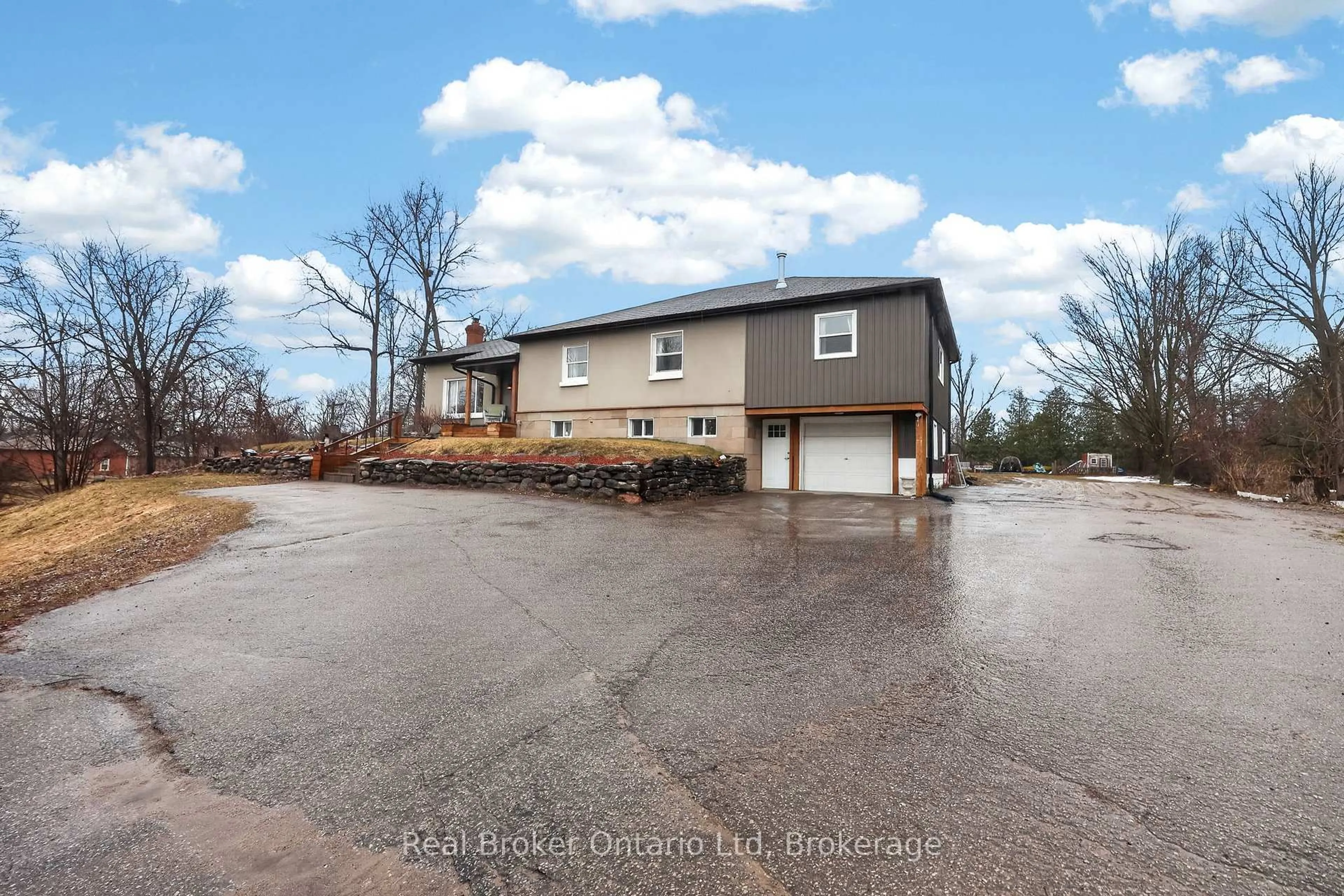 A pic from outside/outdoor area/front of a property/back of a property/a pic from drone, unknown for 1720 Durham Rd, Brock Ontario L0E 1E0