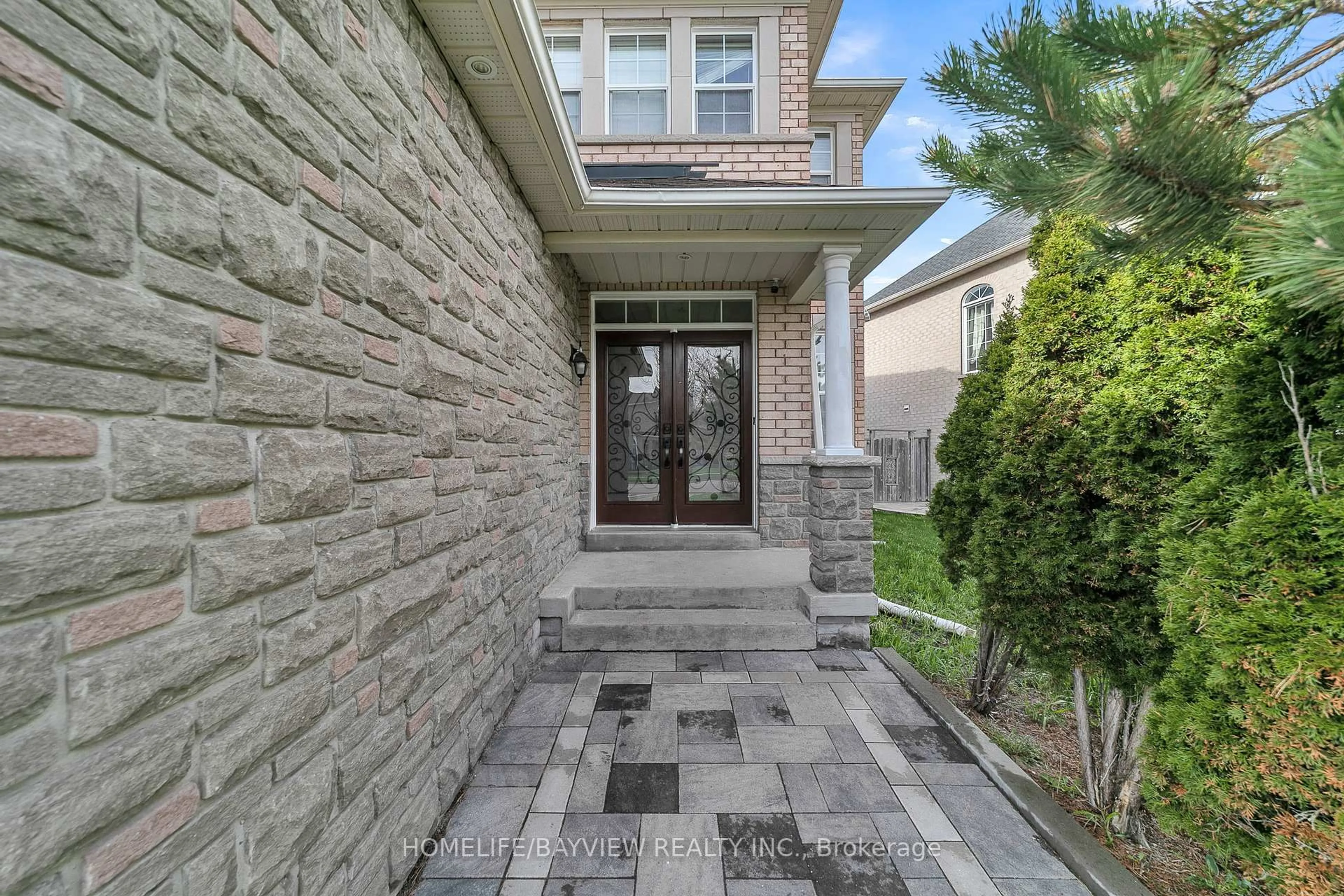 Home with brick exterior material, street for 99 Red Cardinal Tr, Richmond Hill Ontario L4E 4B8