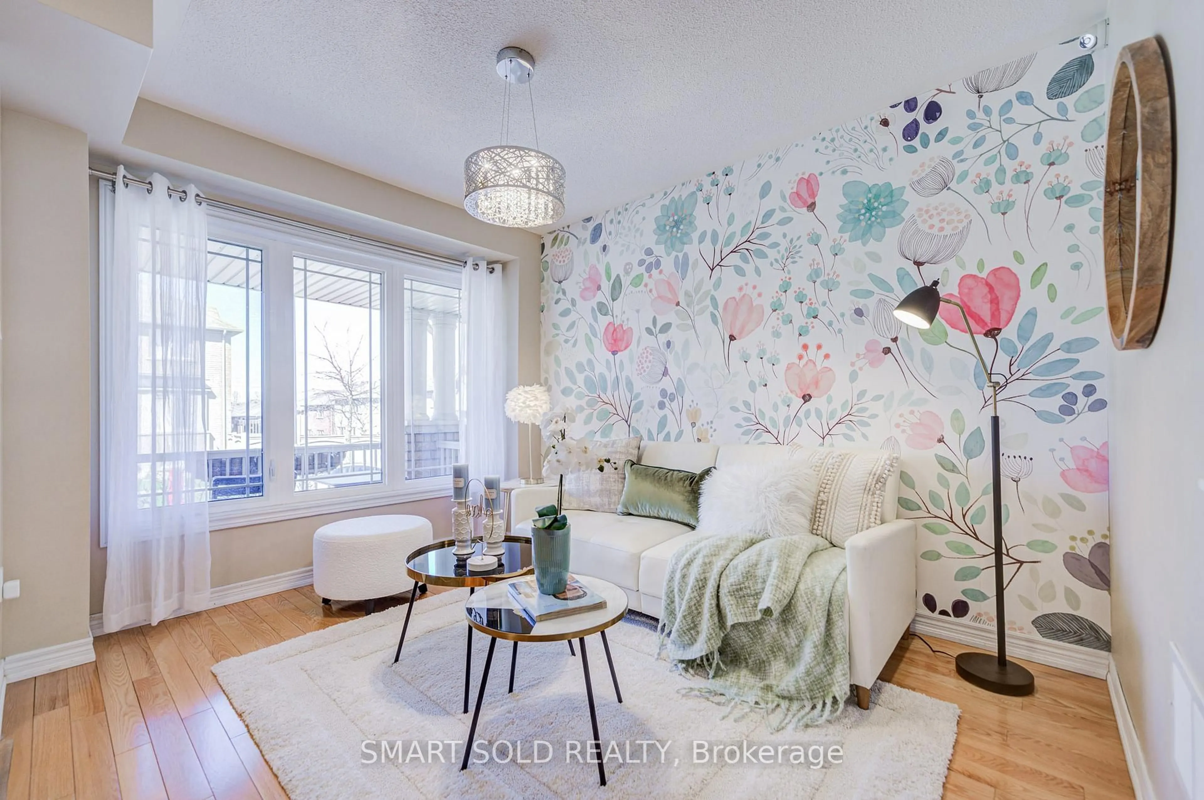 Living room with furniture, wood/laminate floor for 104 Stoyell Dr, Richmond Hill Ontario L4E 0M8