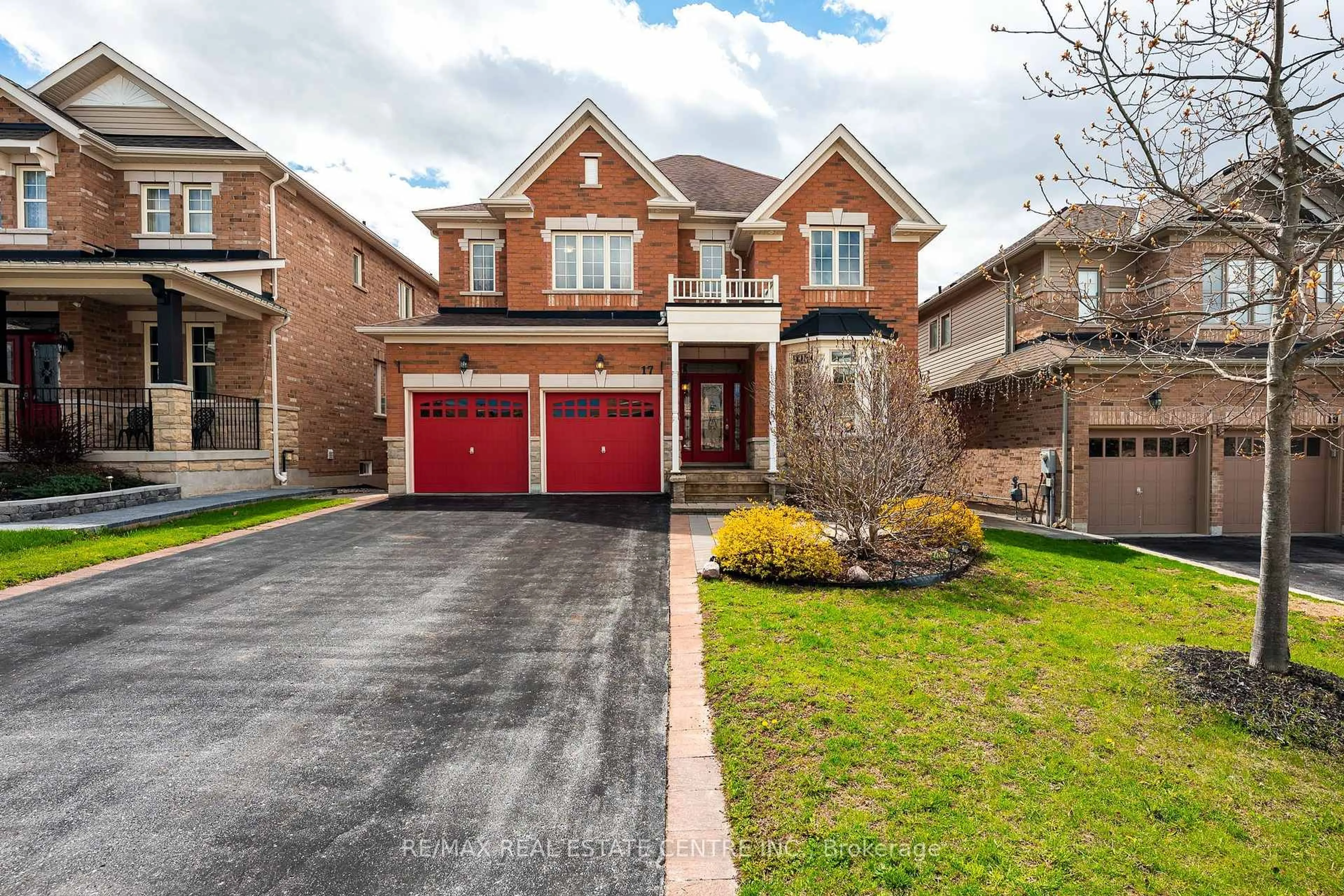 Home with brick exterior material, street for 17 Mason Dr, New Tecumseth Ontario L9R 0M1