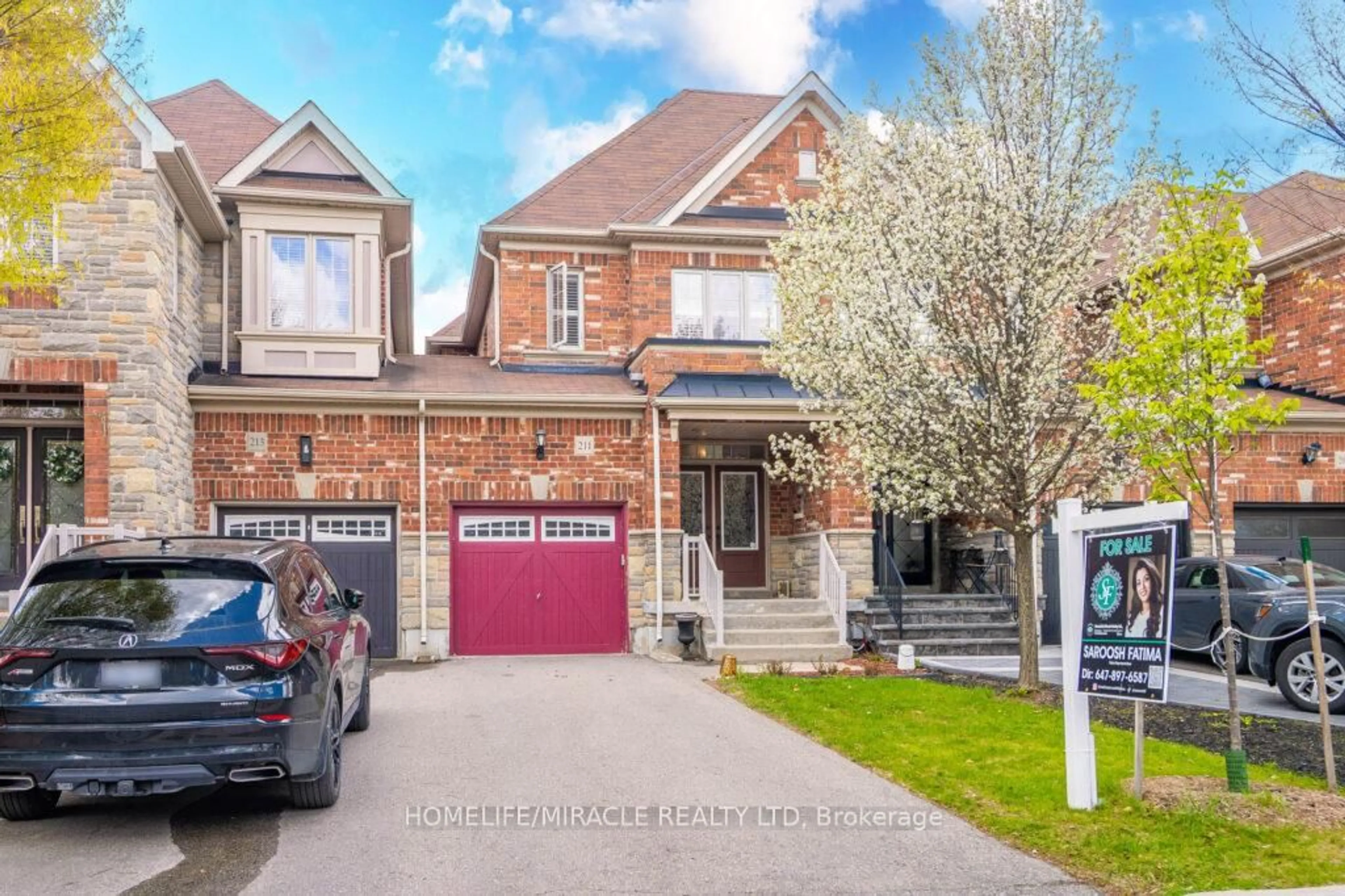 Home with brick exterior material, street for 211 Wardlaw Pl, Vaughan Ontario L4H 3L7