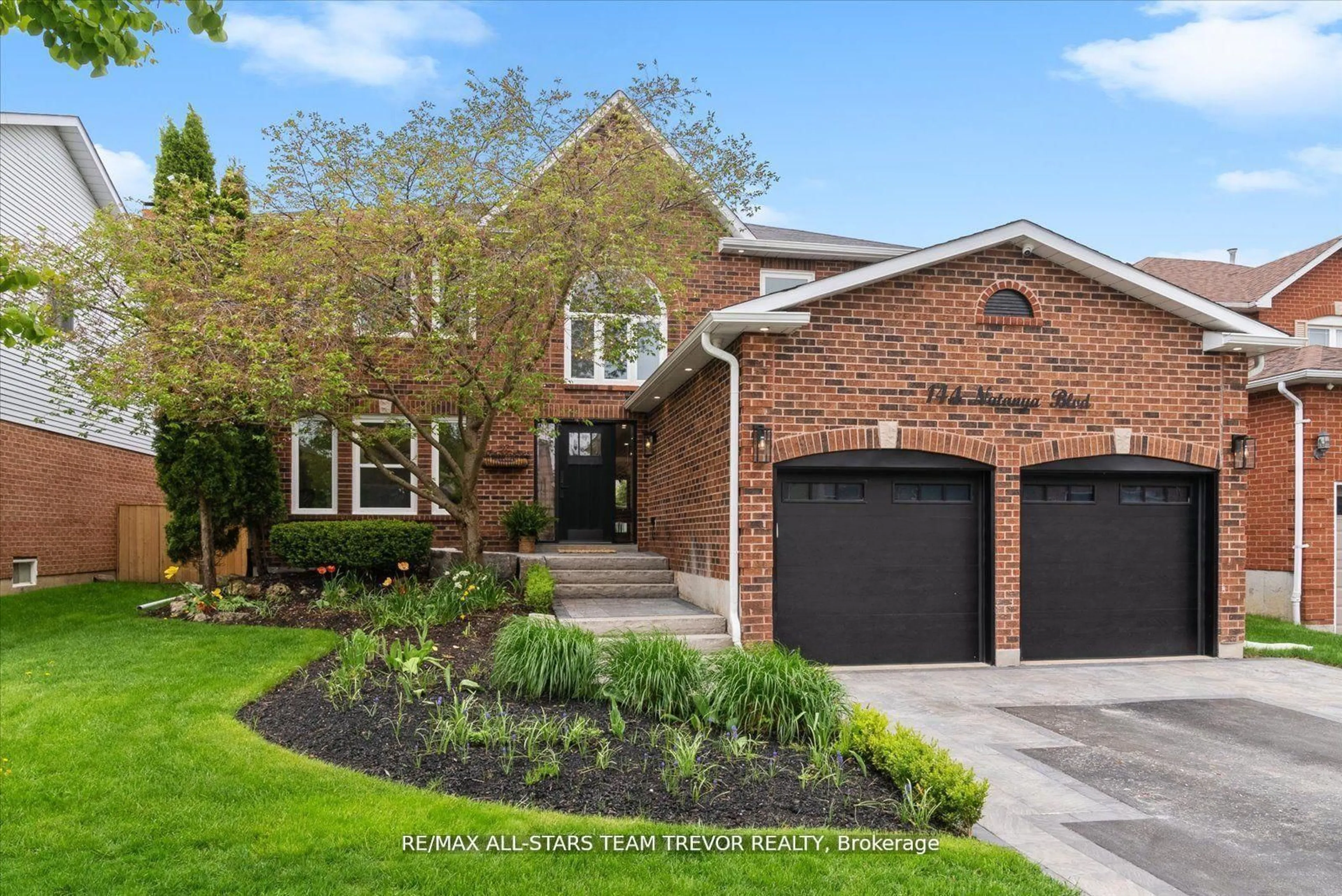 Home with brick exterior material, street for 144 Natanya Blvd, Georgina Ontario L4P 3N2