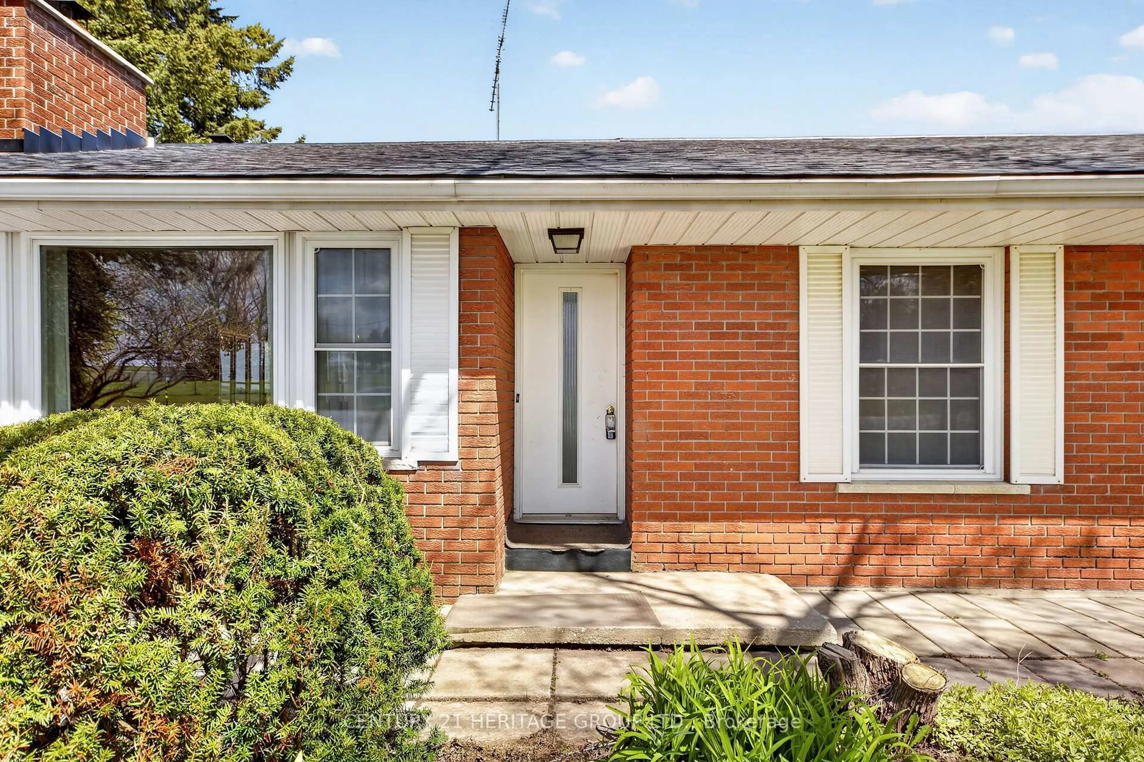 Home with brick exterior material, street for 3836 County Rd 88 Rd, Bradford West Gwillimbury Ontario L3Z 3K7
