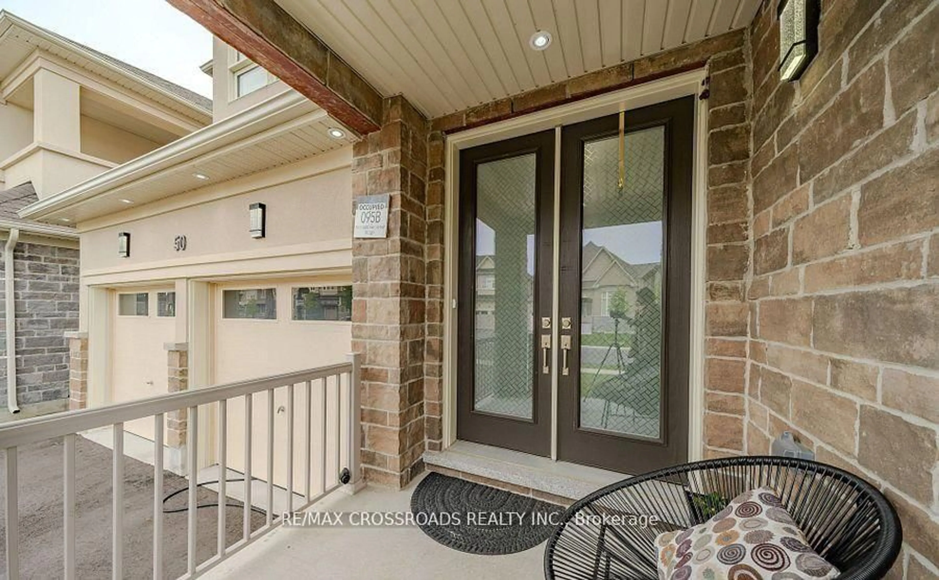 Indoor entryway for 50 Carriage Shop Bend, East Gwillimbury Ontario L9N 0Y5