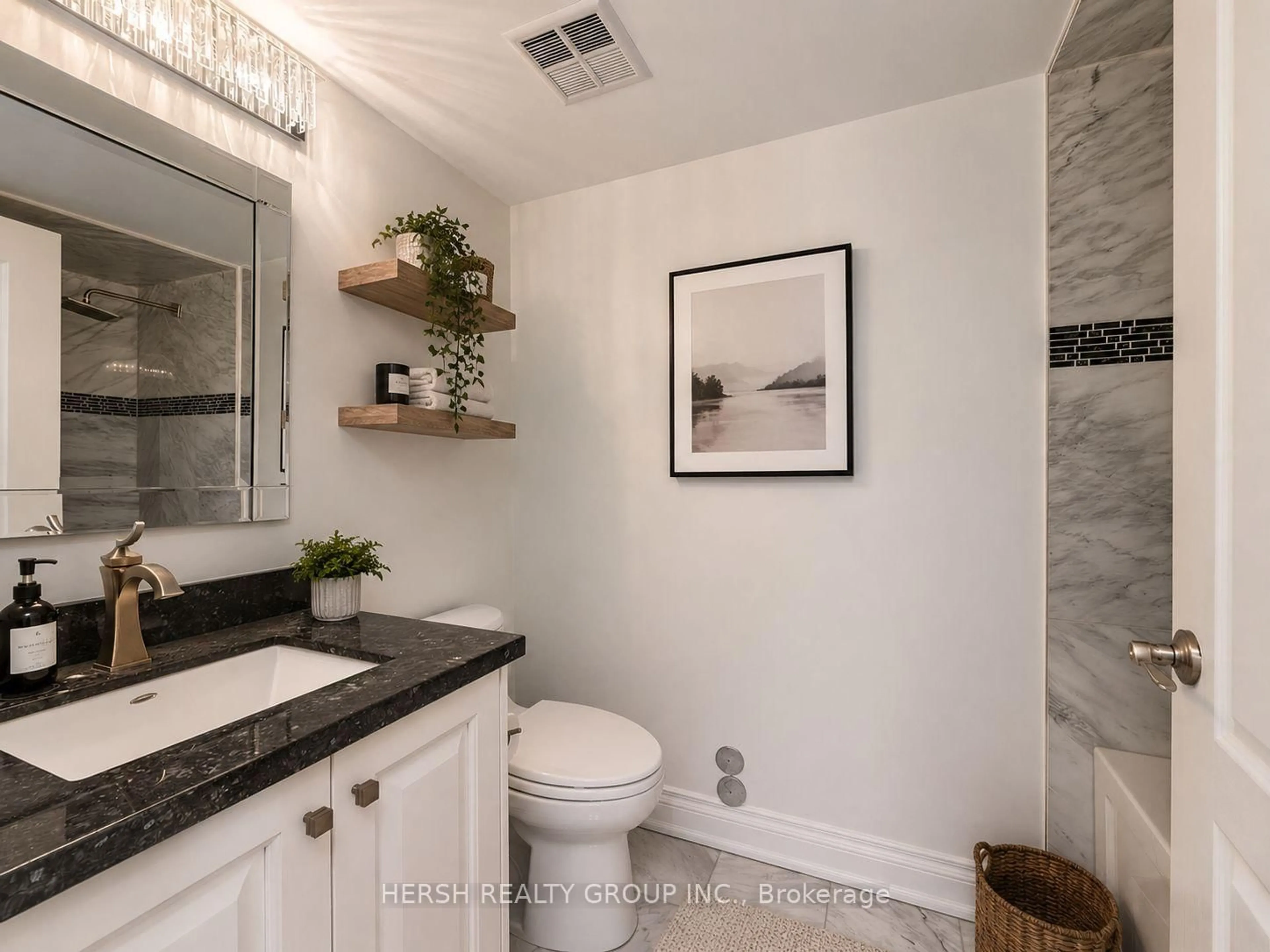 Contemporary bathroom, ceramic/tile floor for 7 Townsgate Blvd #904, Vaughan Ontario L4J 7Z9