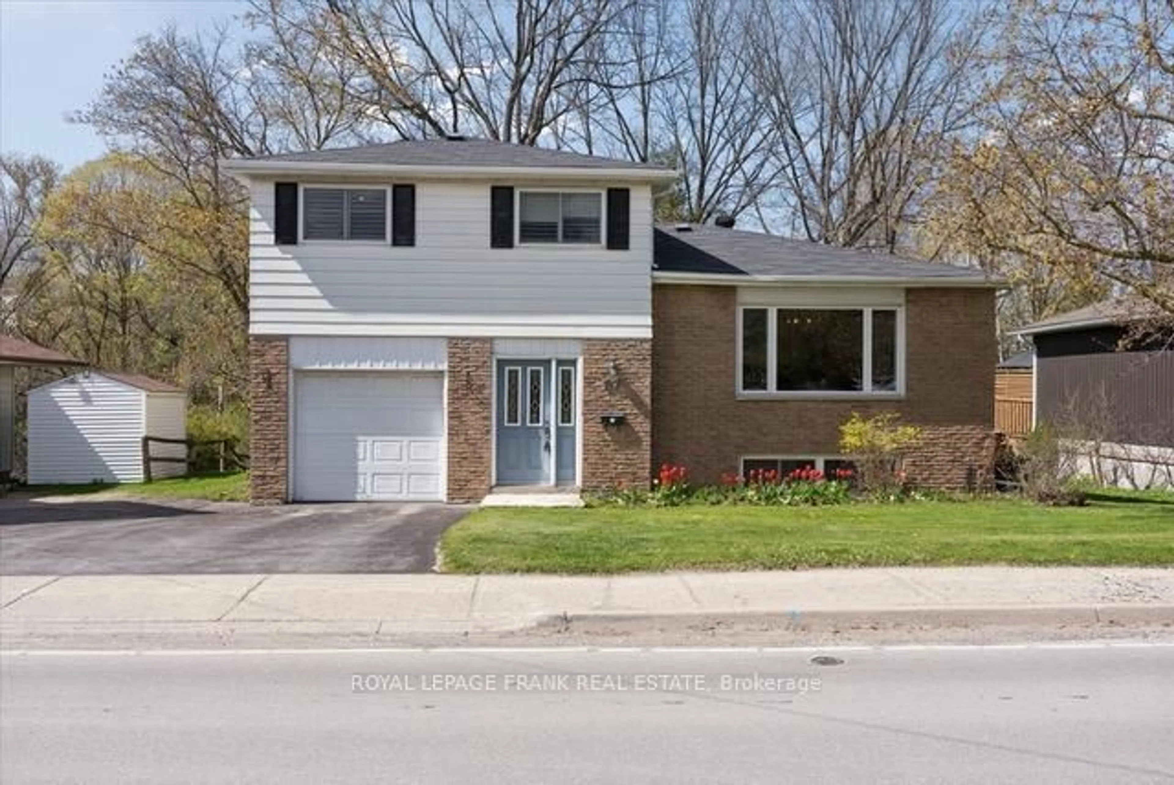 Home with brick exterior material, street for 87 Mill St, Uxbridge Ontario L9P 1H9