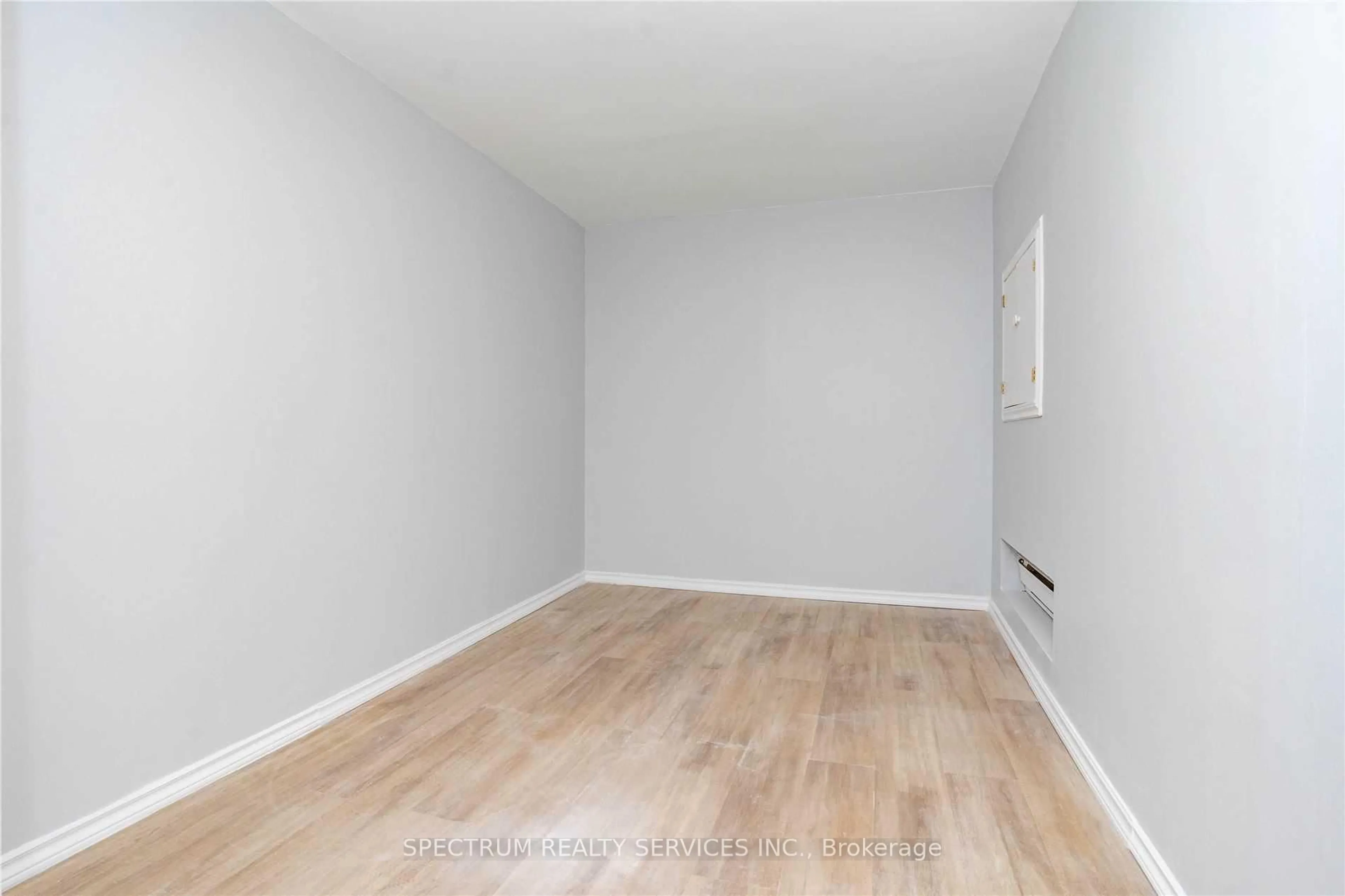 A pic of a room for 197 Milestone Dr #68, Aurora Ontario L4G 3M2