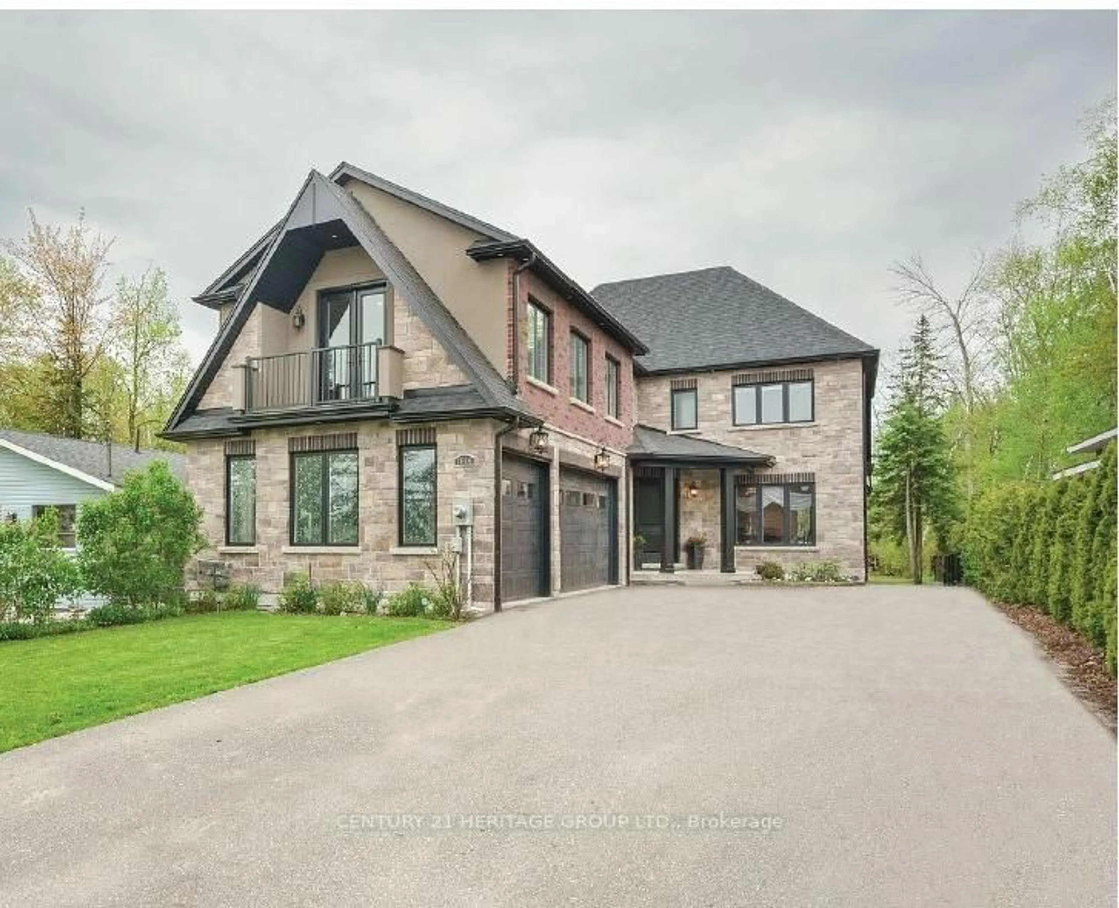 Home with brick exterior material, unknown for 1894 Simcoe Rd, Innisfil Ontario L9S 4N4