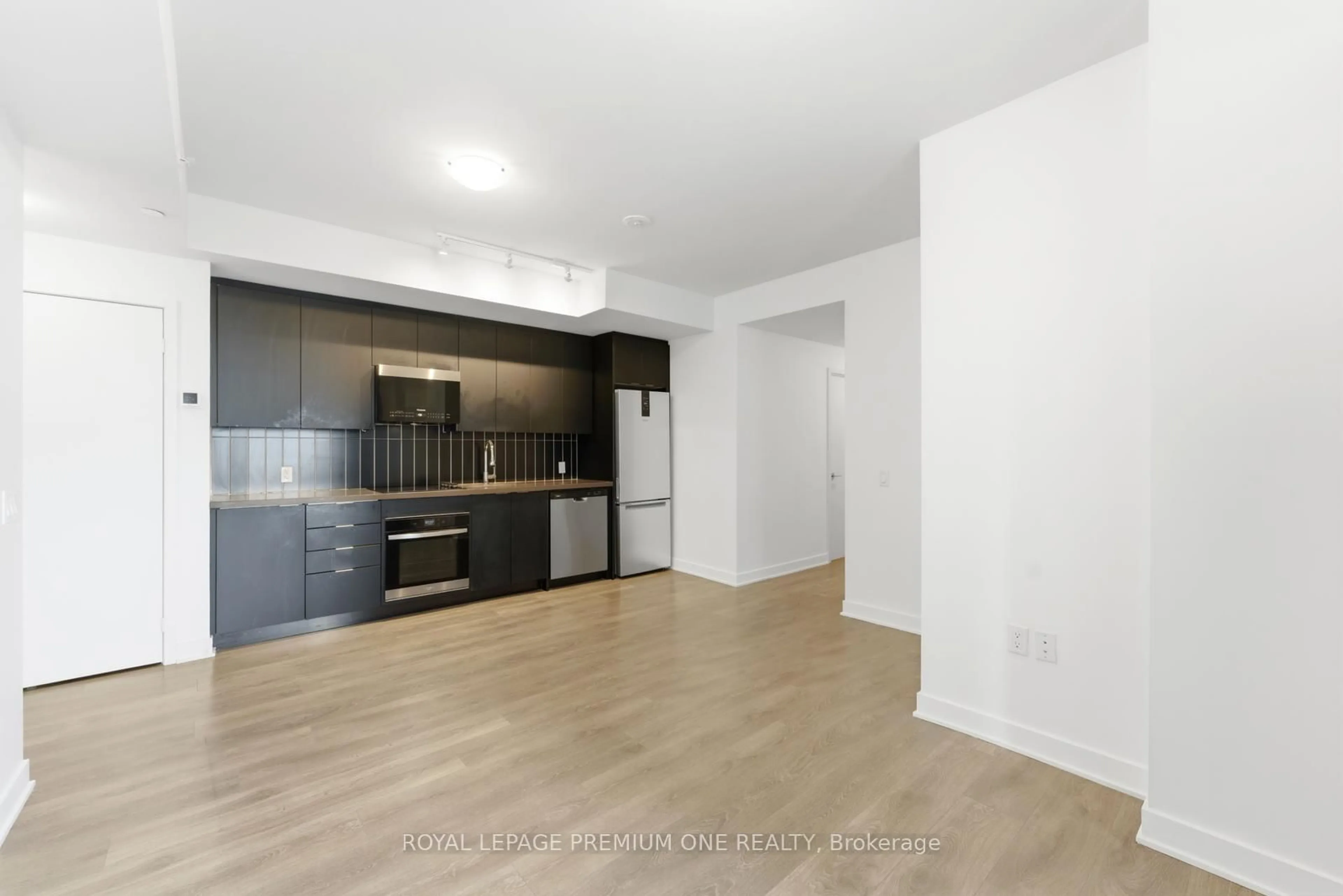 Unknown for 2920 Highway 7 #2404, Vaughan Ontario L4K 0P4