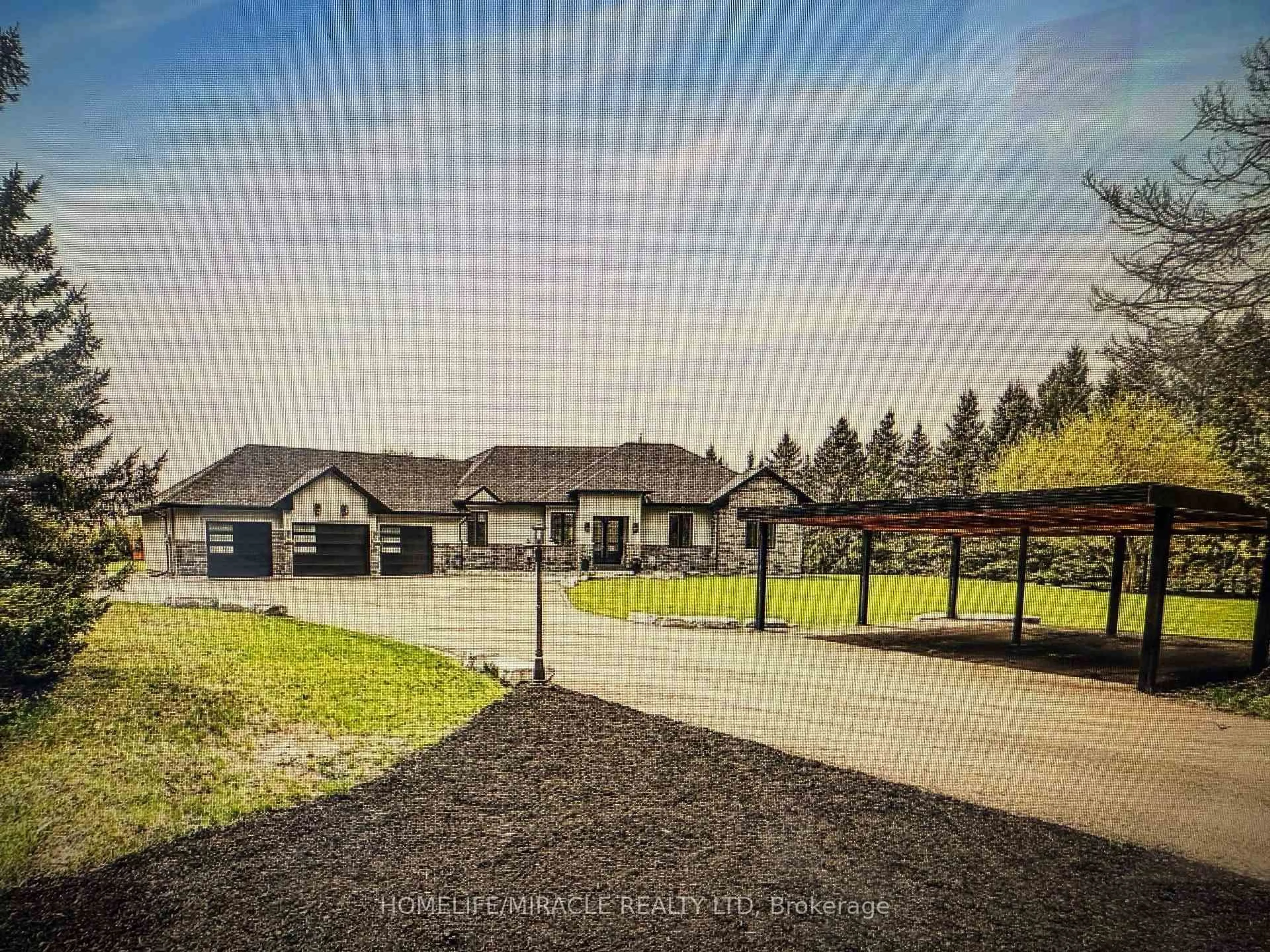 A pic from outside/outdoor area/front of a property/back of a property/a pic from drone, unknown for 7028 Pine Plains Rd, Adjala-Tosorontio Ontario L0M 1J0