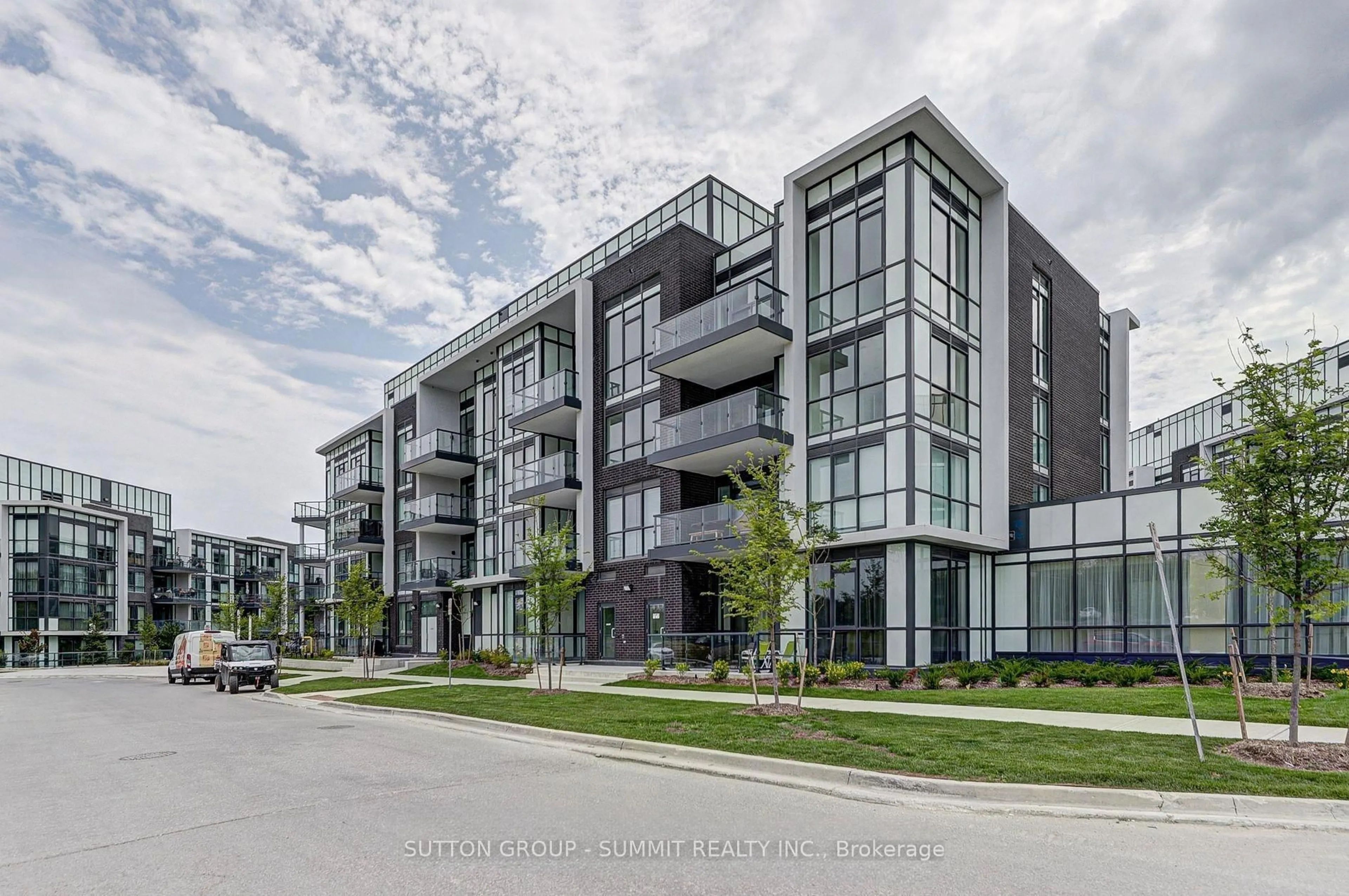 Unknown for 415 SEA RAY Ave #105, Innisfil Ontario L9S 0R5