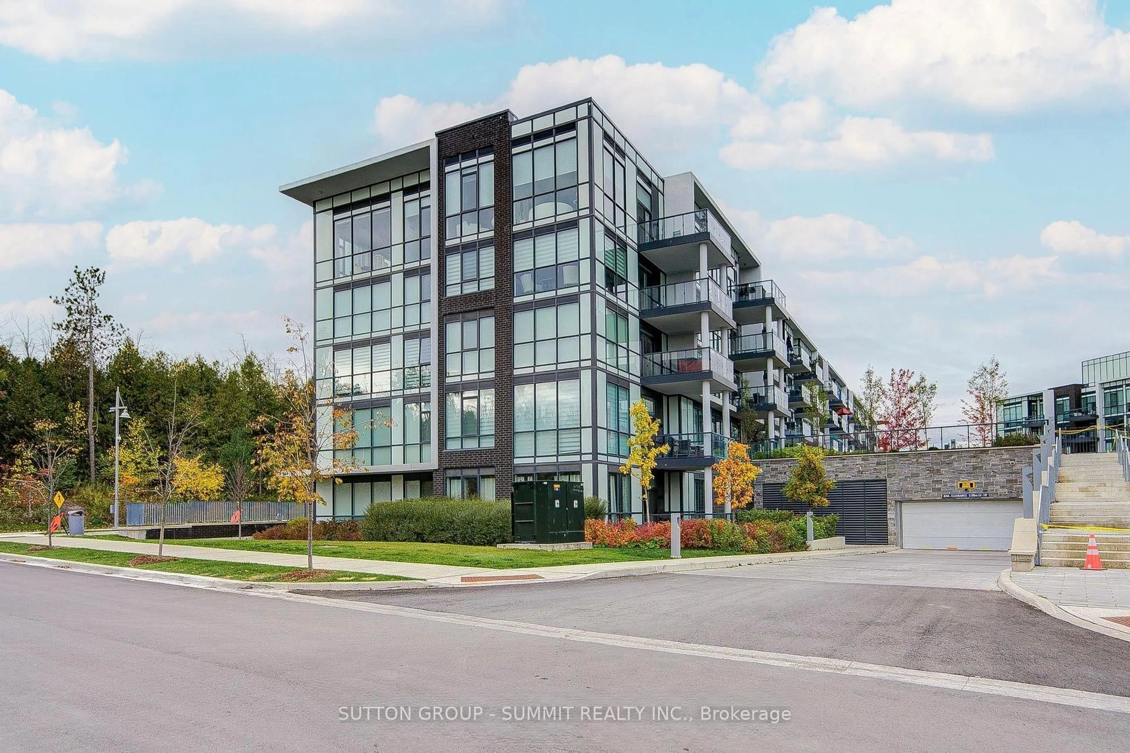 Unknown for 415 SEA RAY Ave #105, Innisfil Ontario L9S 0R5