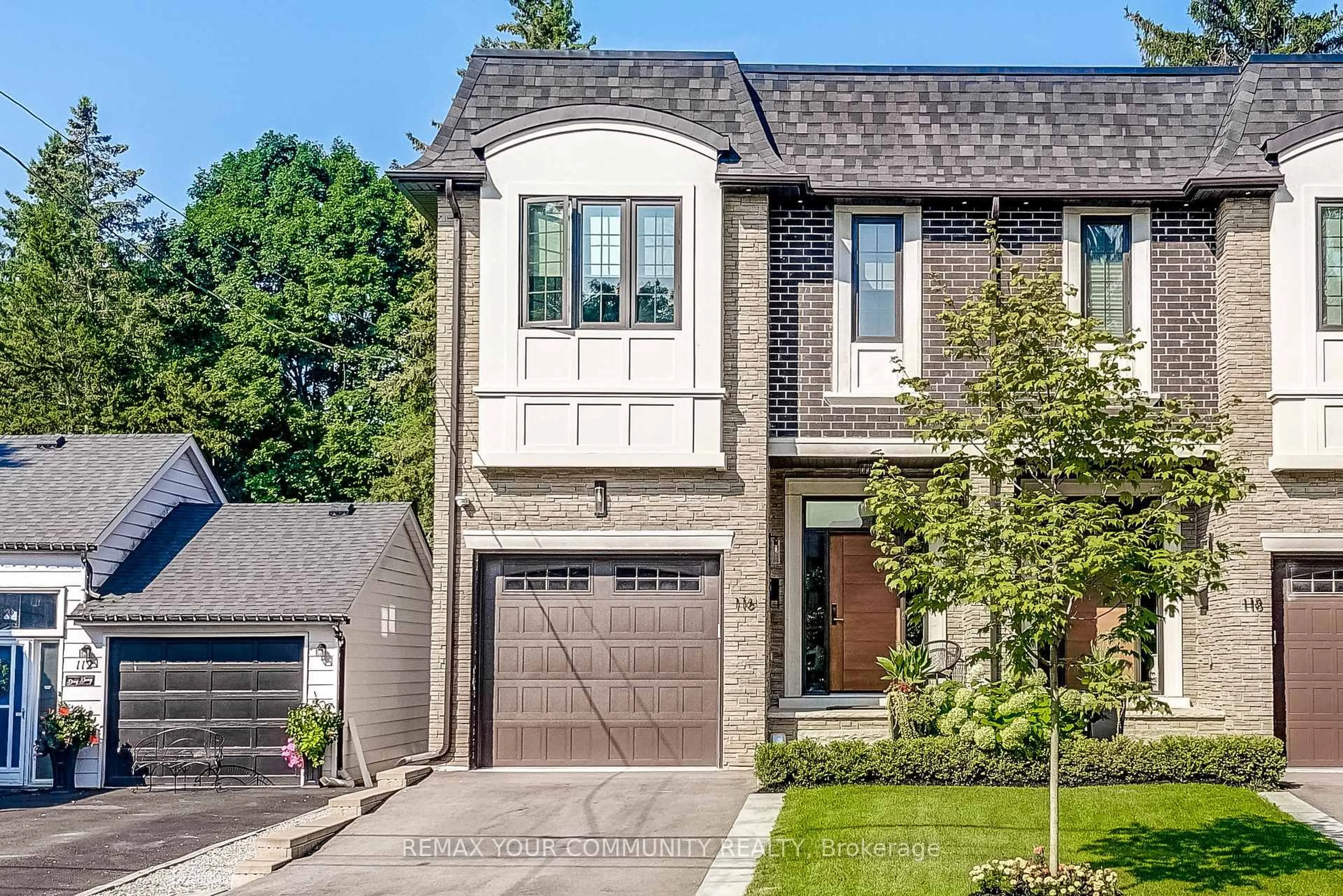 Home with brick exterior material, street for 116 Lucas St, Richmond Hill Ontario L4C 4P5