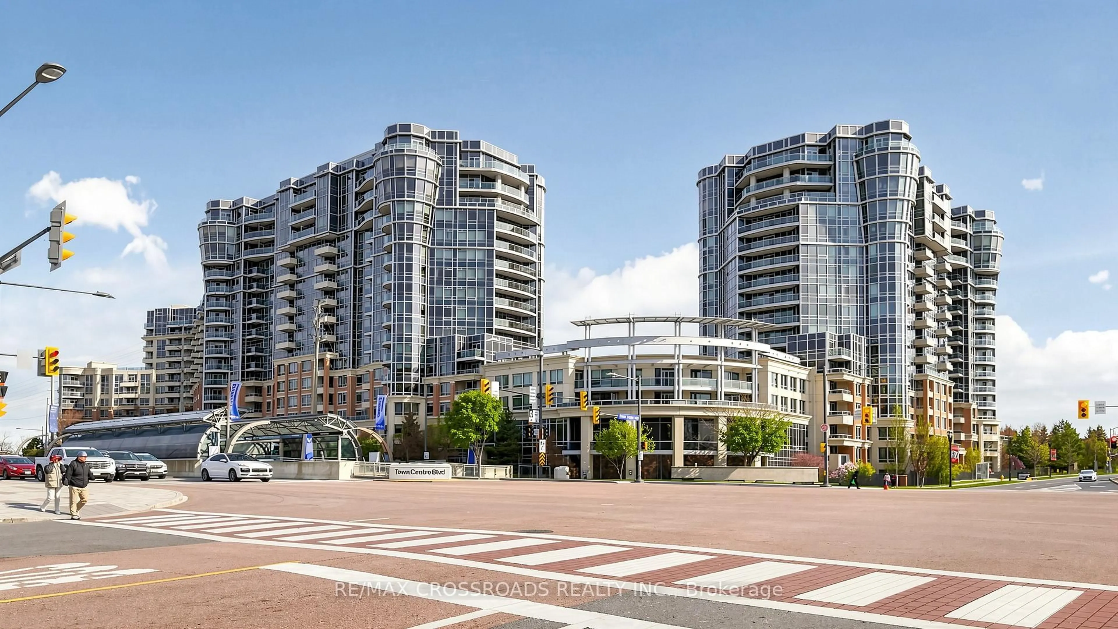 Blurry image for 23 Cox Blvd #656, Markham Ontario L3R 4G1