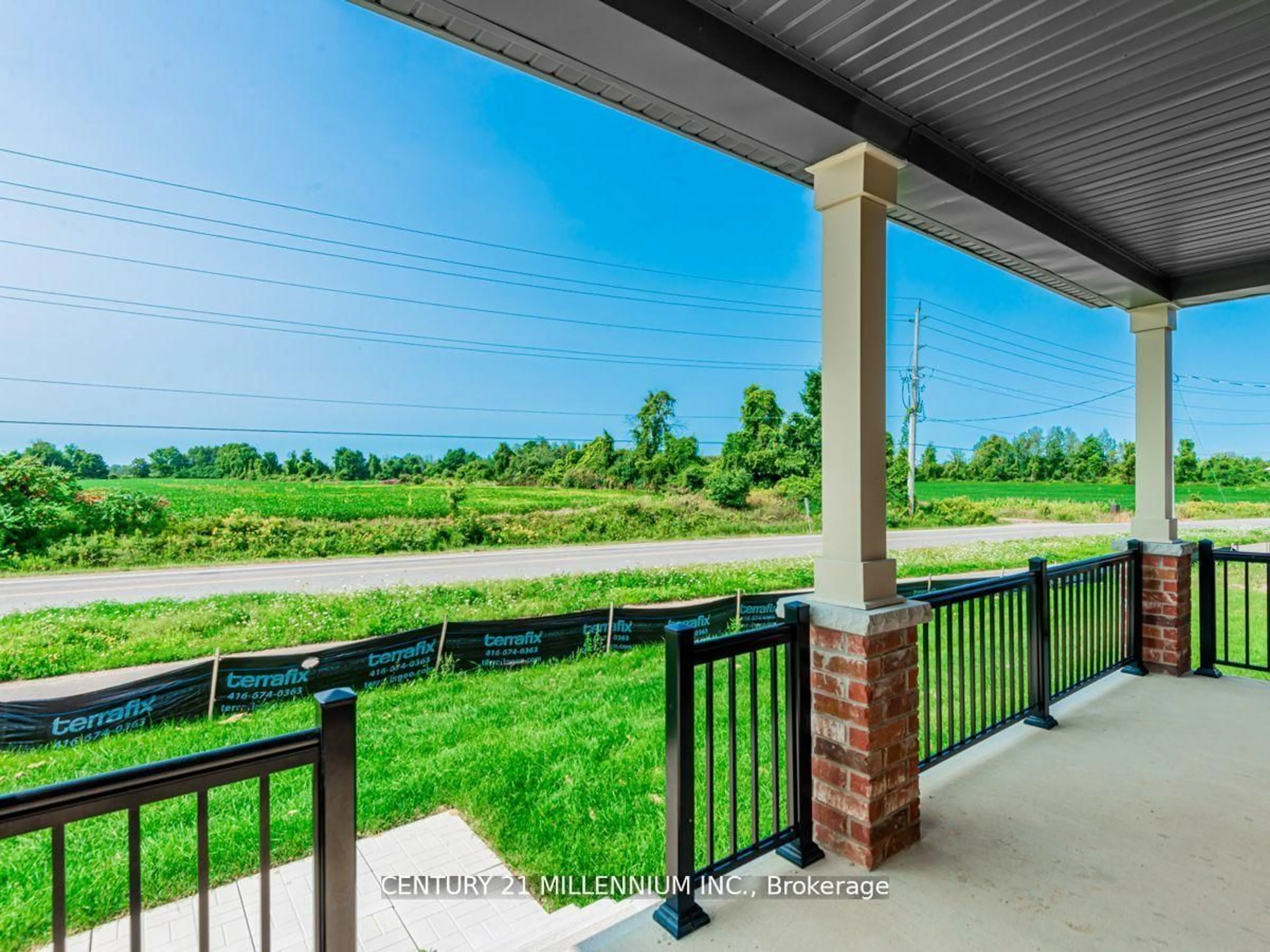 Patio, water/lake/river/ocean view for 2240 Grainger Loop, Innisfil Ontario L9S 0N1