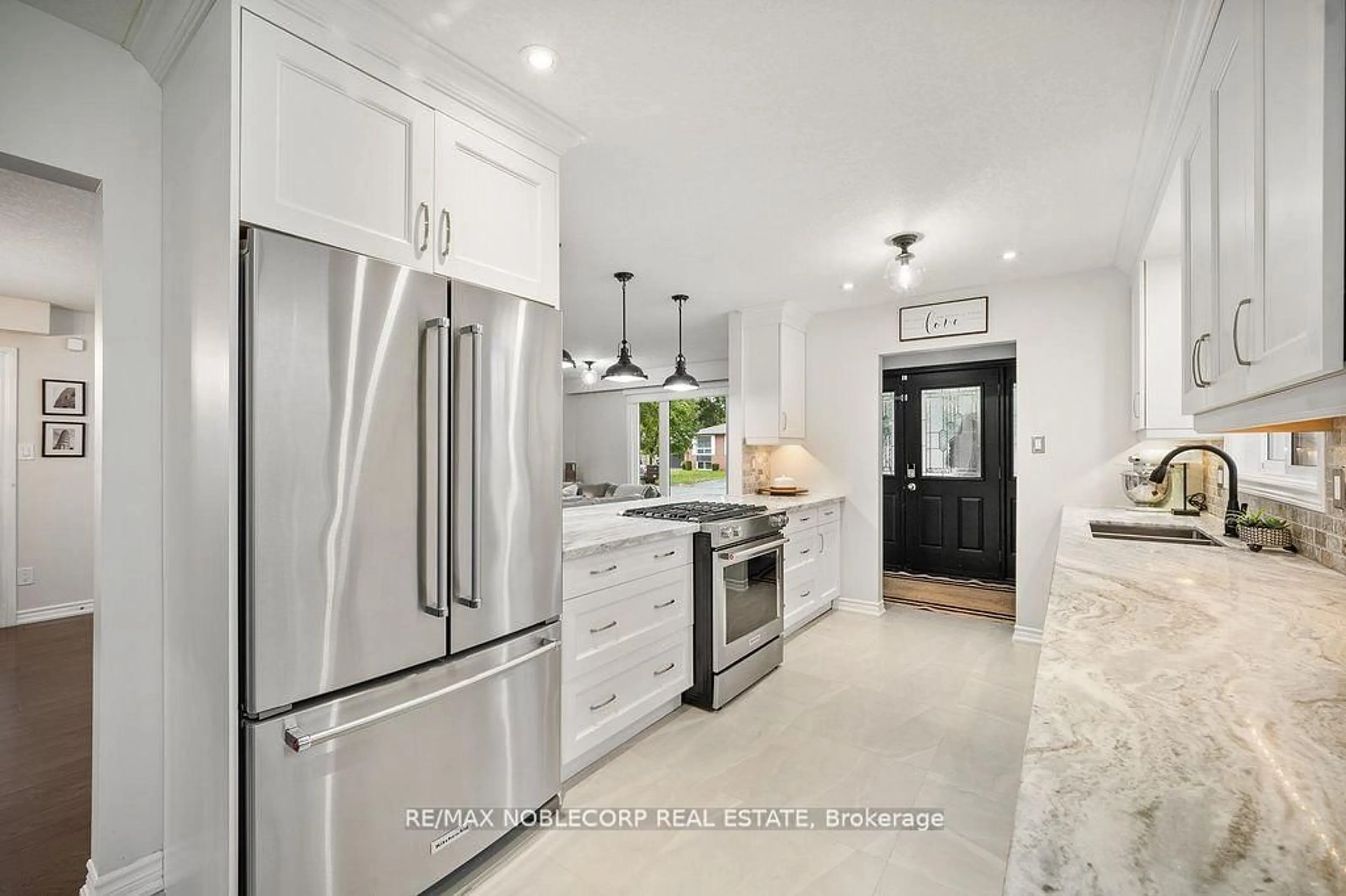 Contemporary kitchen, ceramic/tile floor for 42 Mitchell Ave, New Tecumseth Ontario L9R 1C2