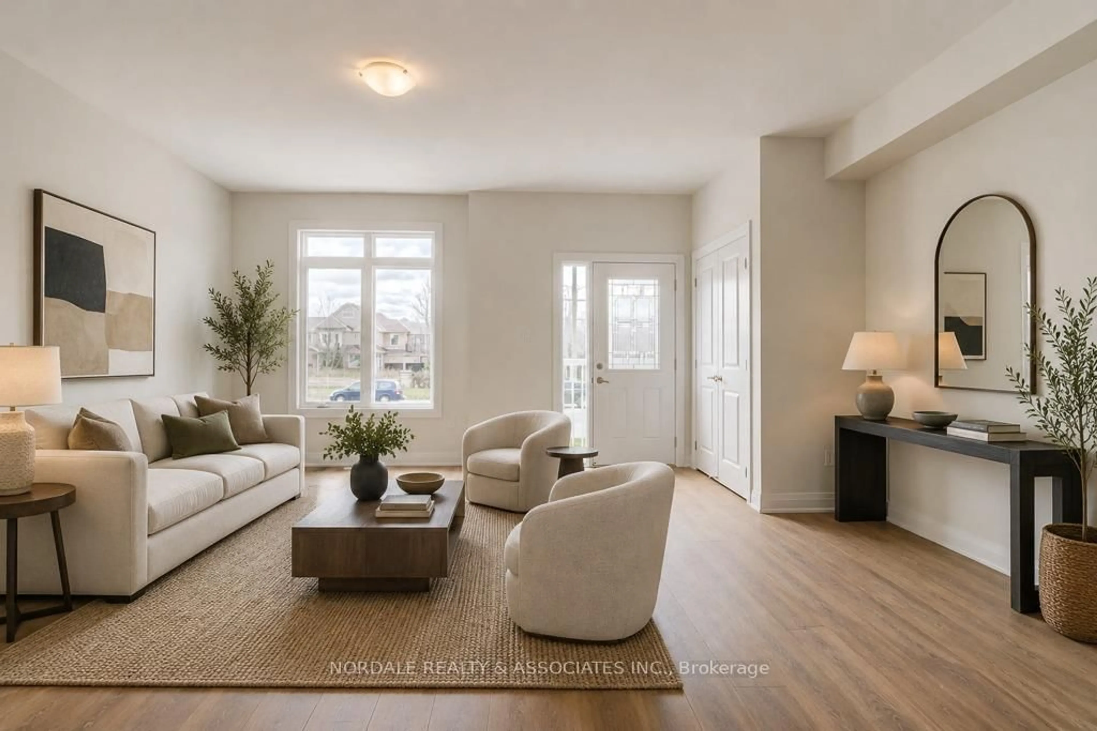 Living room with furniture, unknown for 187 Seguin St, Richmond Hill Ontario L4E 1N3