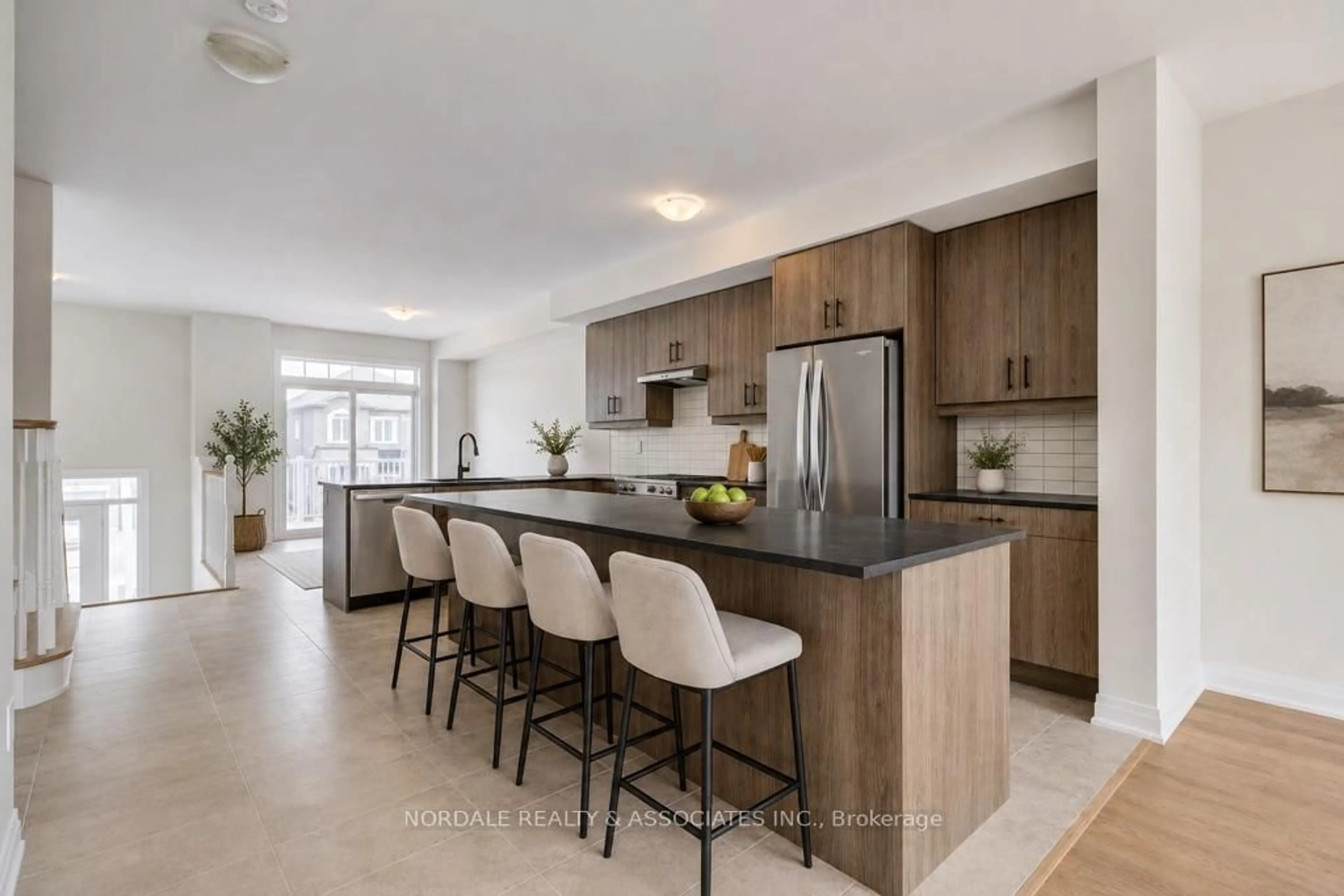 Contemporary kitchen, ceramic/tile floor for 187 Seguin St, Richmond Hill Ontario L4E 1N3