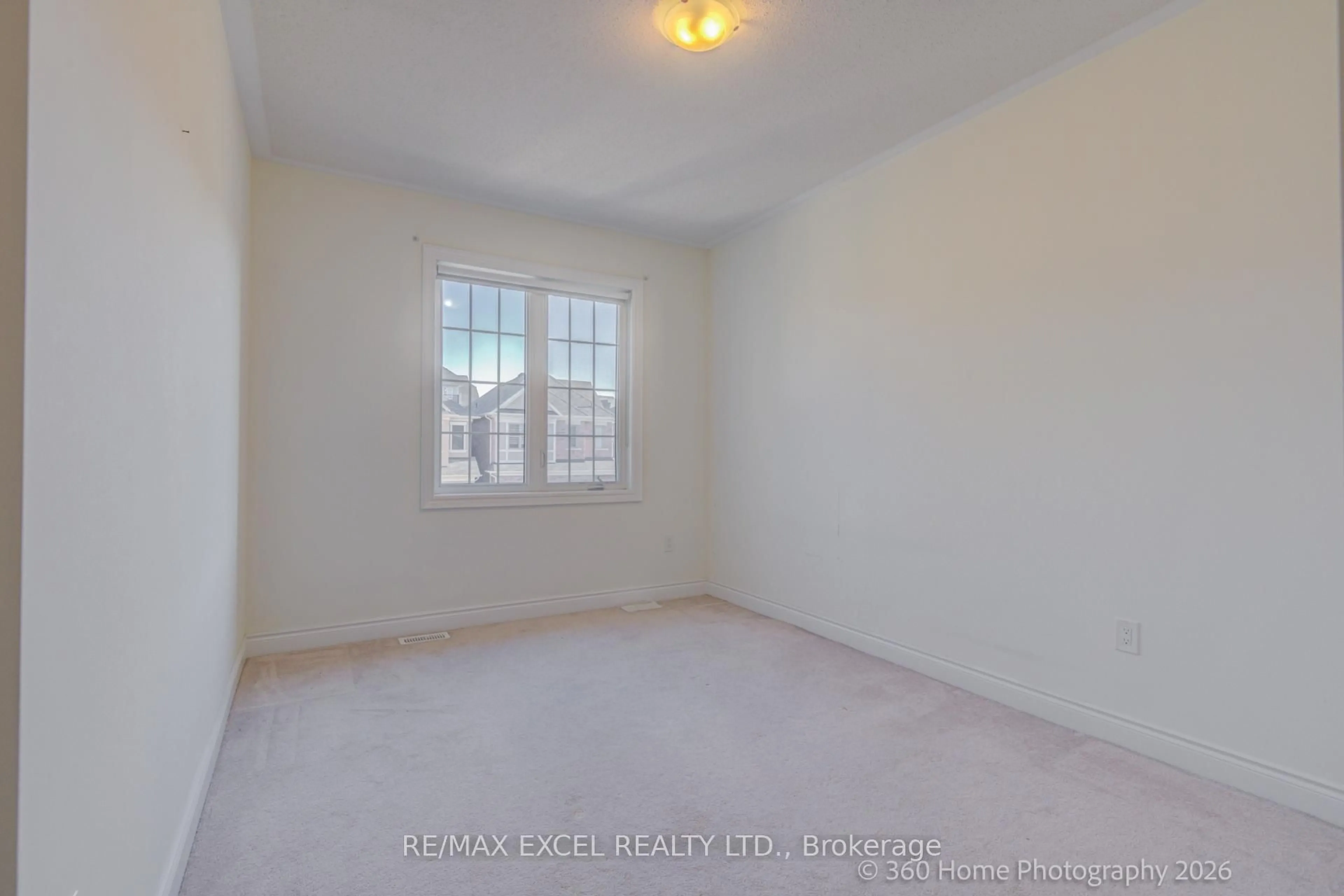 A pic of a room for 94 Hartney Dr, Richmond Hill Ontario L4S 0K6
