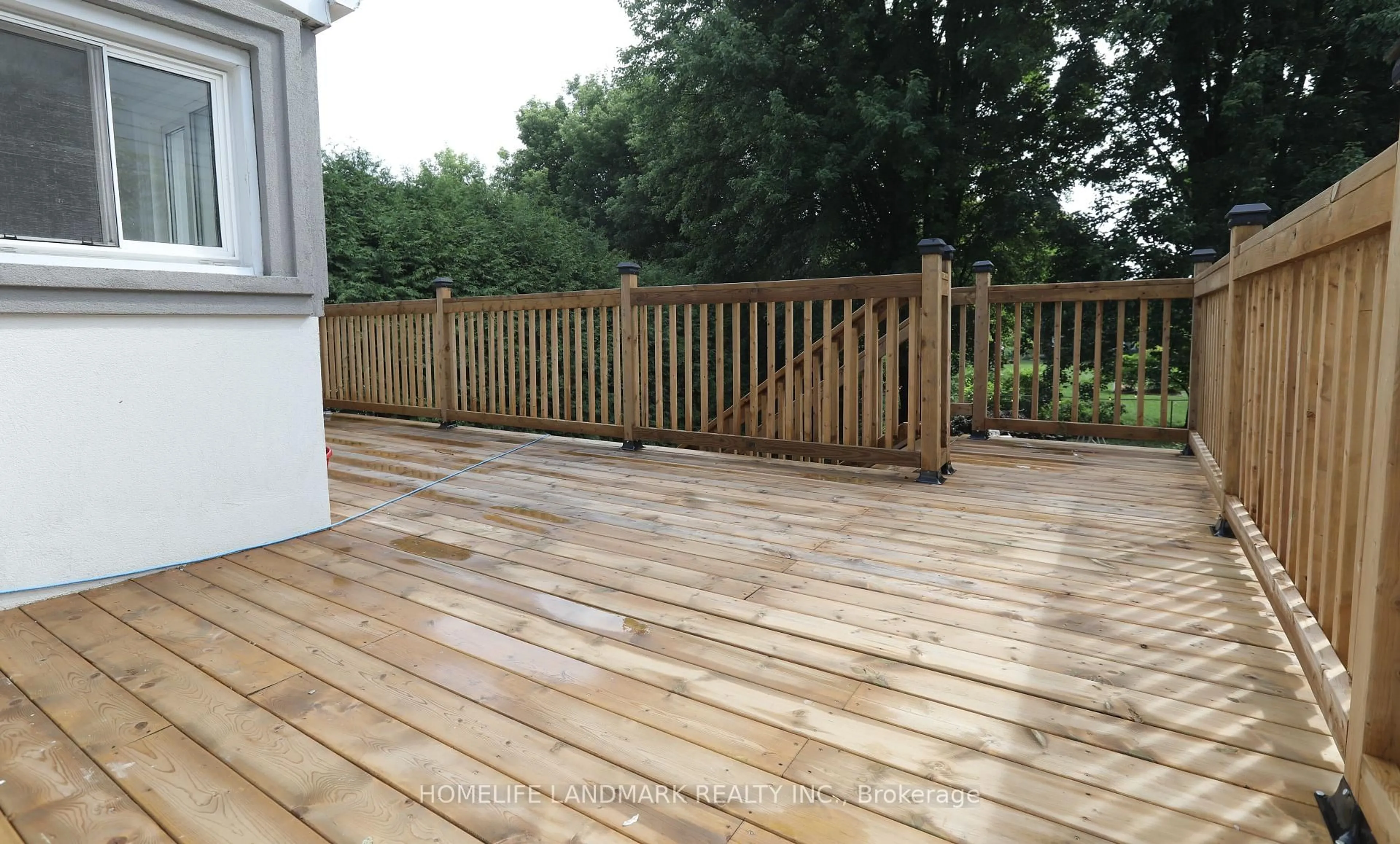 Patio, unknown for 181 Newton St, Newmarket Ontario L3Y 3K6