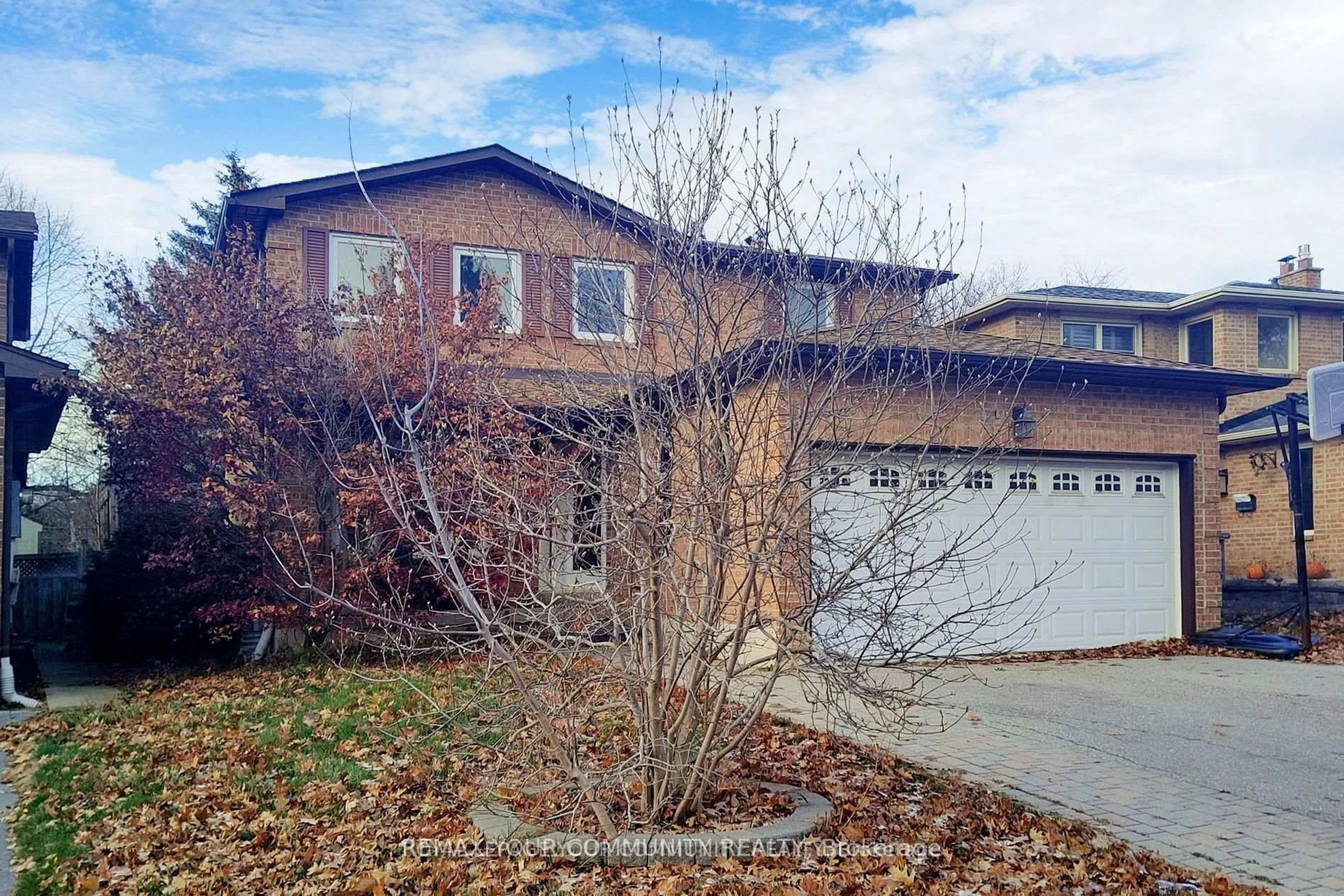 Unknown for 52 Mccallum Dr, Richmond Hill Ontario L4C 7S8