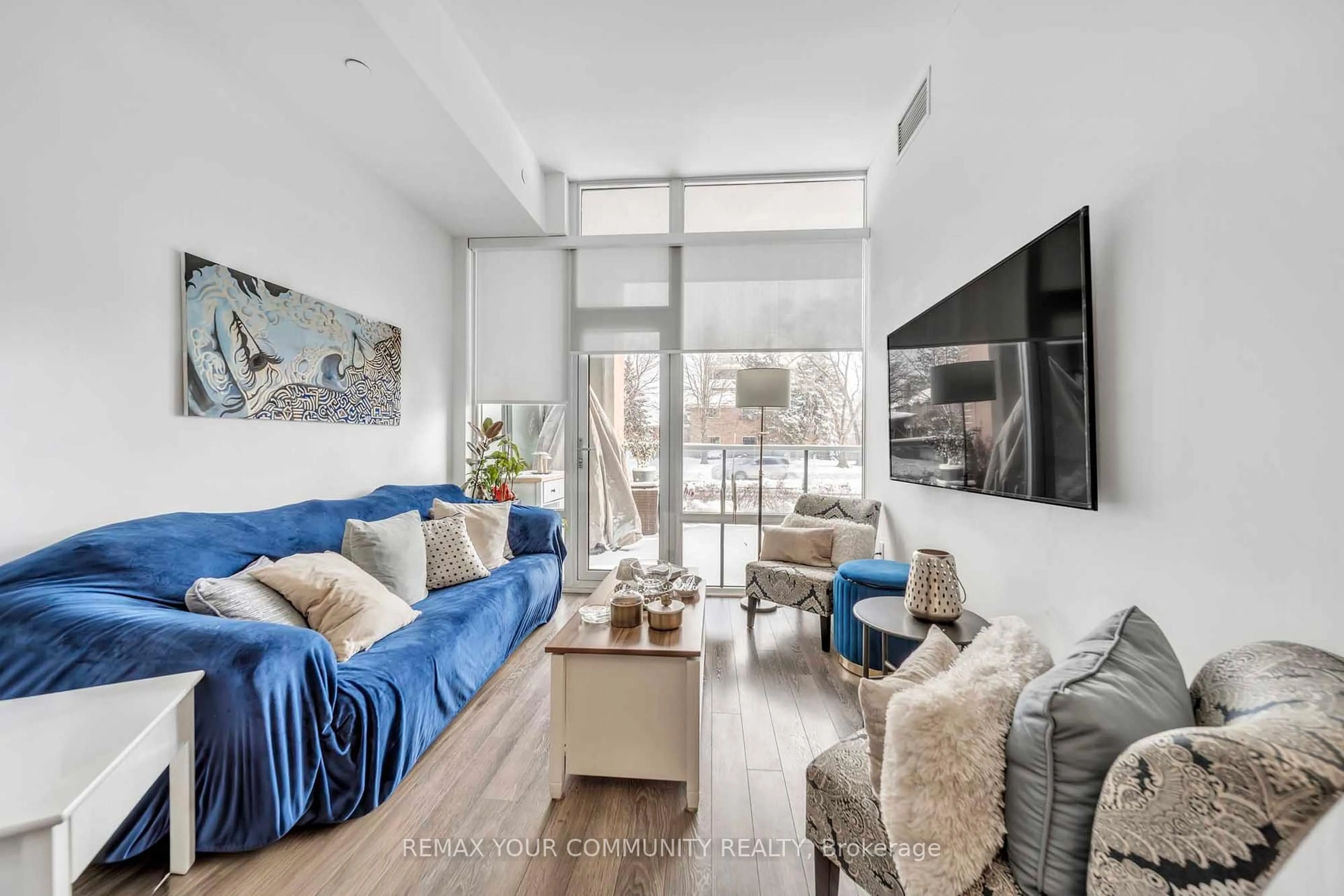 Living room with furniture, unknown for 4800 Highway 7 Rd #112, Vaughan Ontario L4L 1H8